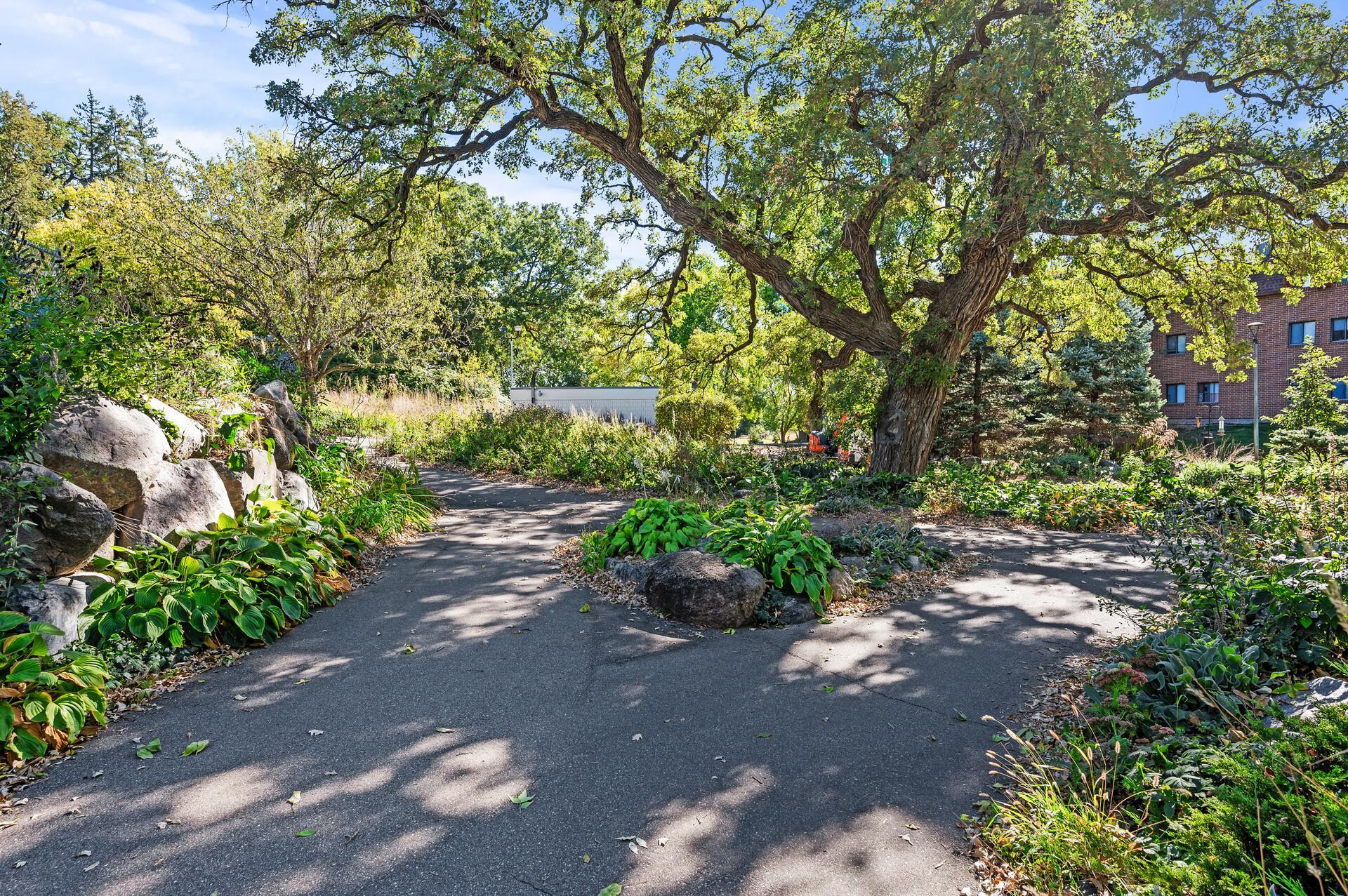 View of Residential at 8948 Neill Lake Road #155E, Eden Prairie MN 55347, Eden Prairie (40 of 41) - Mike Wilen | Minnesota Team Real Estate