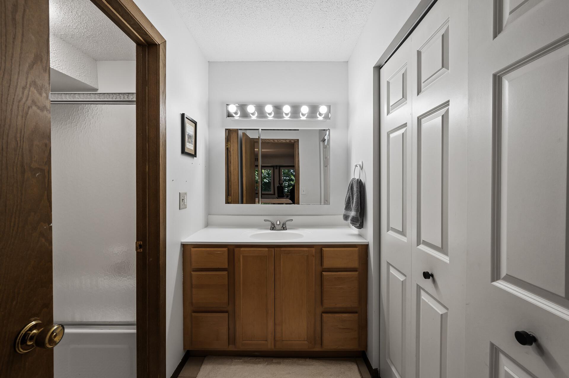 View of Residential at 8948 Neill Lake Road #155E, Eden Prairie MN 55347, Eden Prairie (29 of 41) - Mike Wilen | Minnesota Team Real Estate