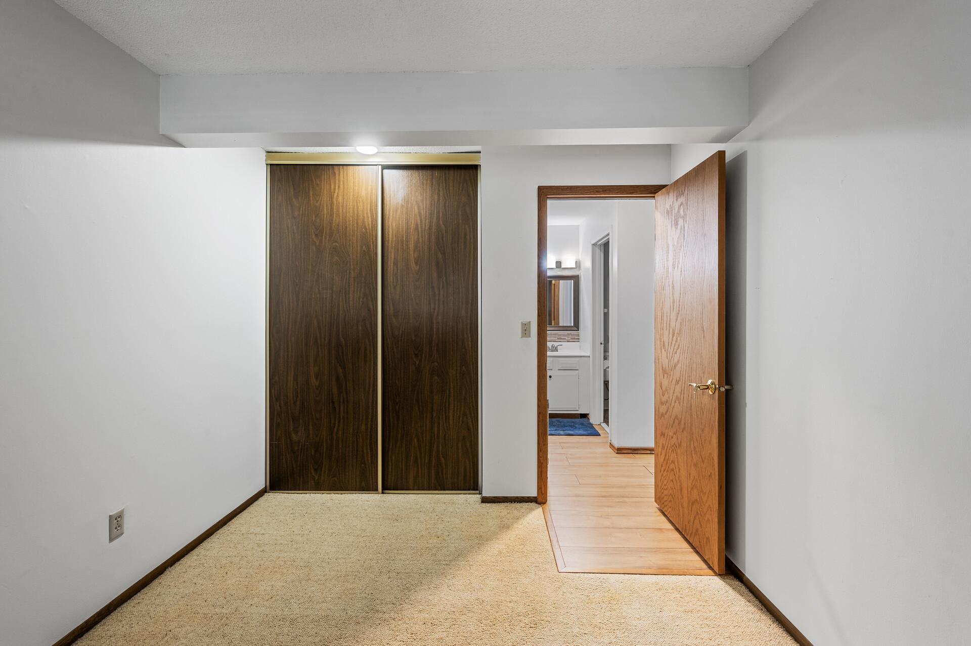 View of Residential at 8948 Neill Lake Road #155E, Eden Prairie MN 55347, Eden Prairie (22 of 41) - Mike Wilen | Minnesota Team Real Estate