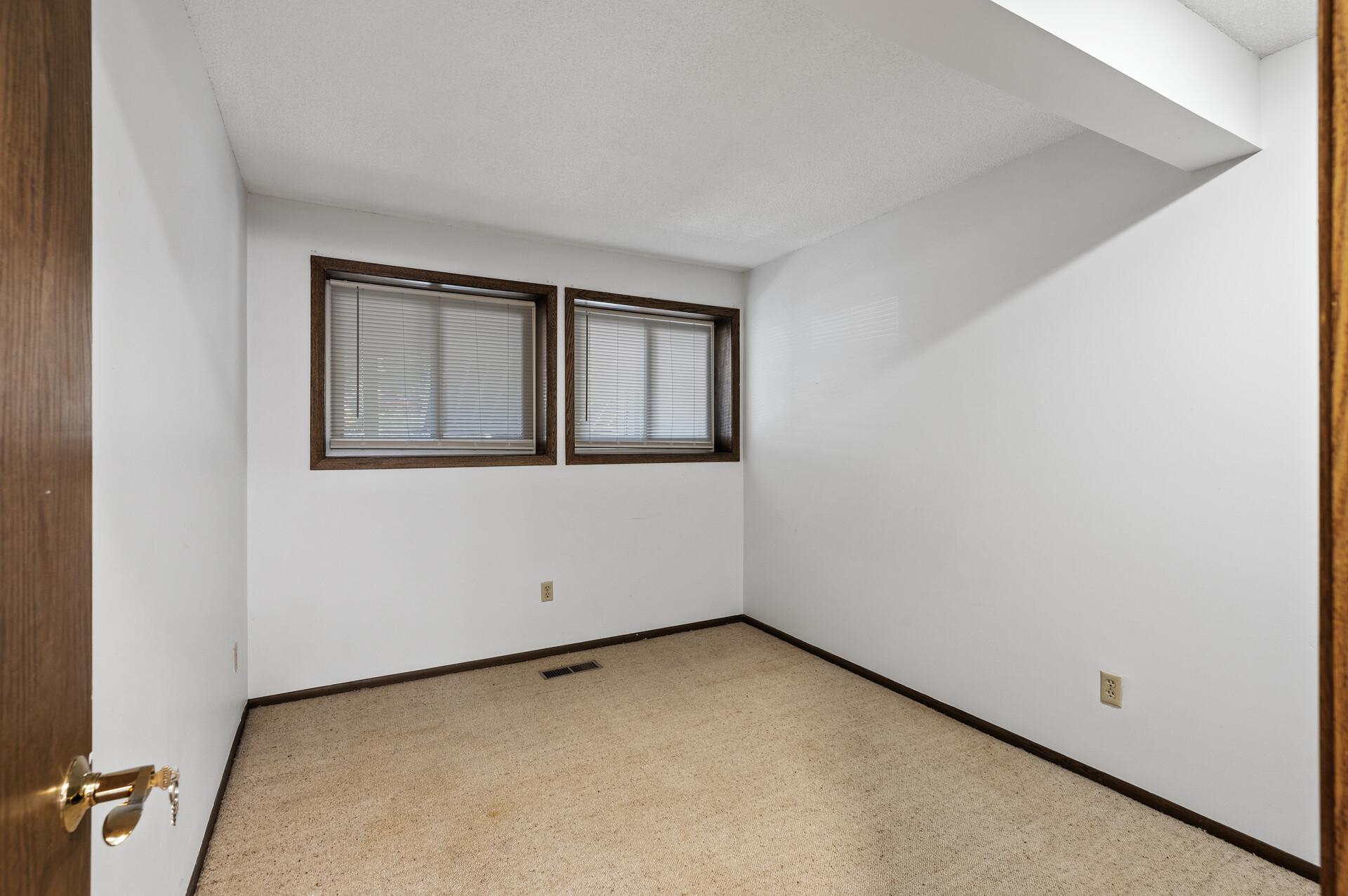 View of Residential at 8948 Neill Lake Road #155E, Eden Prairie MN 55347, Eden Prairie (21 of 41) - Mike Wilen | Minnesota Team Real Estate