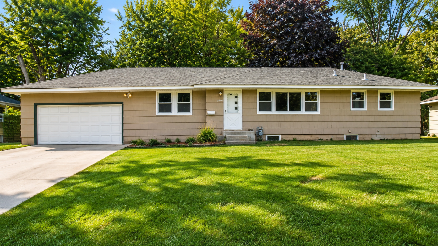 View of Residential at 5901 Ewing Avenue, Brooklyn Center MN 55429, Brooklyn Center - Mike Wilen | Minnesota Team Real Estate