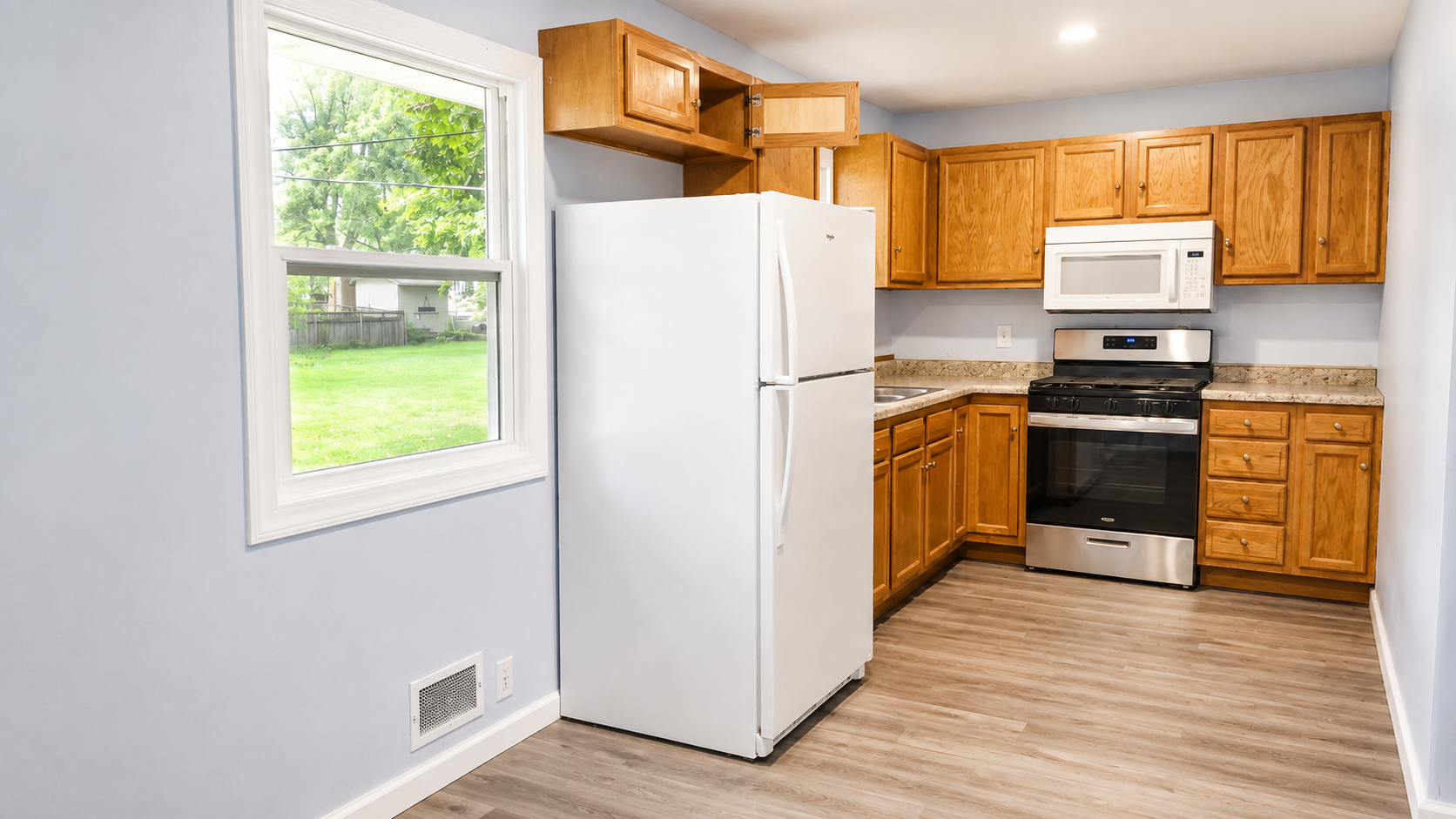 View of Residential at 5901 Ewing Avenue, Brooklyn Center MN 55429, Brooklyn Center (6 of 17) - Mike Wilen | Minnesota Team Real Estate