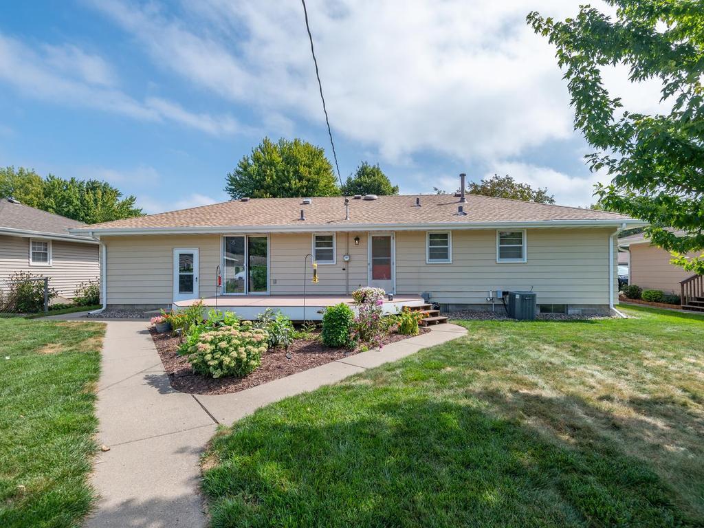 View of Residential at 948 Main Street, Shakopee MN 55379, Shakopee (29 of 31) - Mike Wilen | Minnesota Team Real Estate