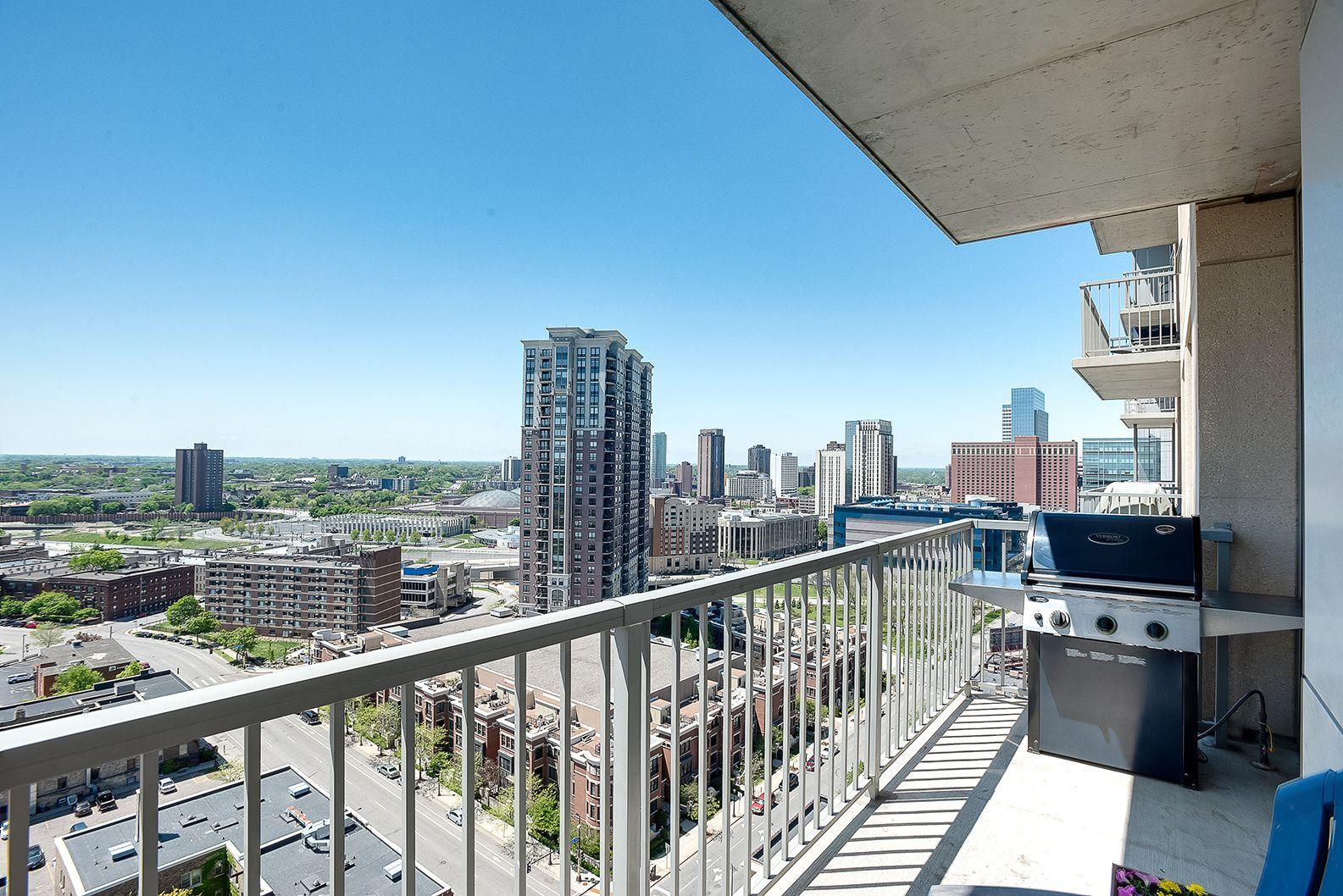 View of Residential at 929 Portland Avenue #1807, Minneapolis MN 55404, Minneapolis (15 of 17) - Mike Wilen | Minnesota Team Real Estate