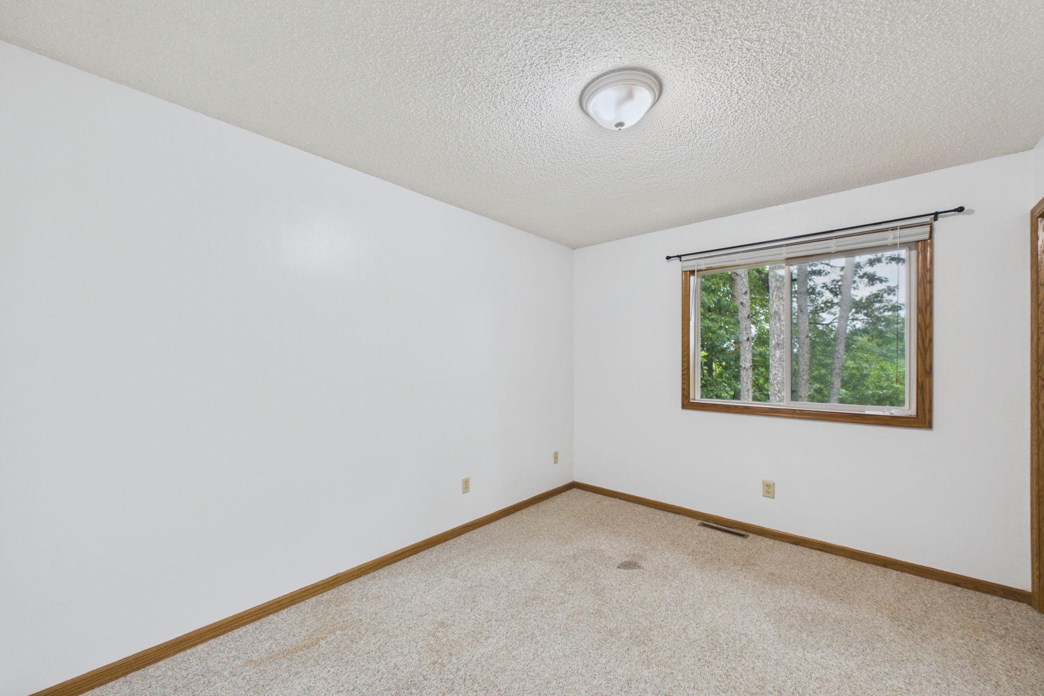 View of Residential at 7018 43rd Street, Oakdale MN 55128, Oakdale (14 of 27) - Mike Wilen | Minnesota Team Real Estate