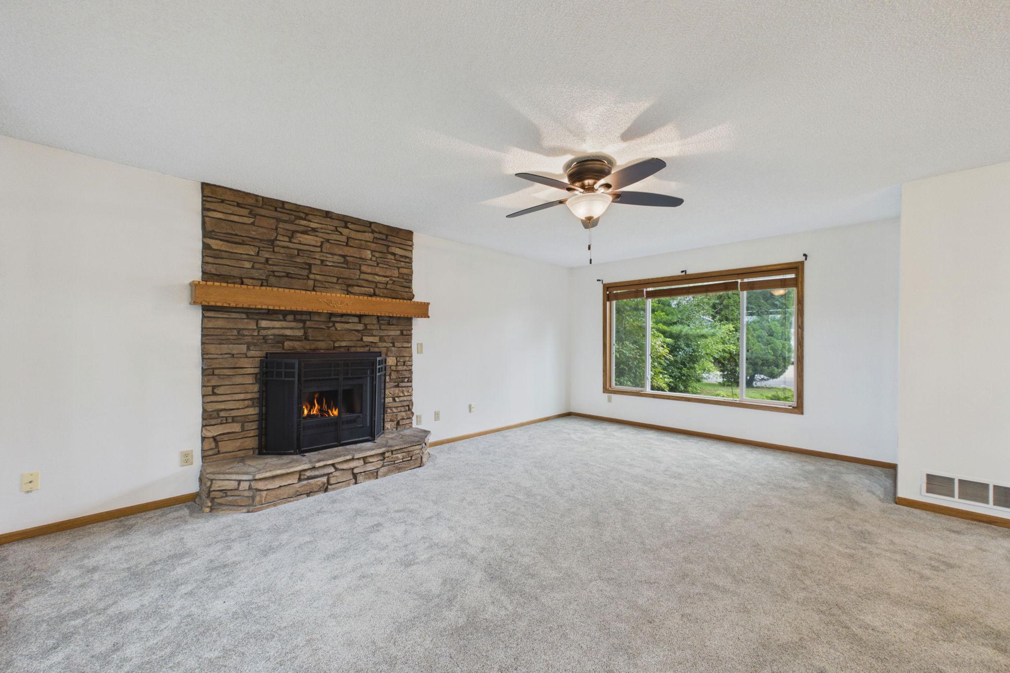 View of Residential at 7018 43rd Street, Oakdale MN 55128, Oakdale (7 of 27) - Mike Wilen | Minnesota Team Real Estate