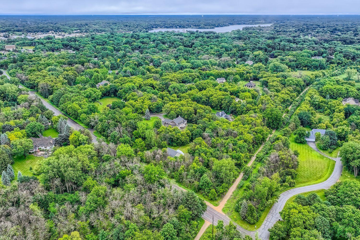 View of Residential at 2350 Longview Circle, Orono MN 55356, Orono (49 of 57) - Mike Wilen | Minnesota Team Real Estate
