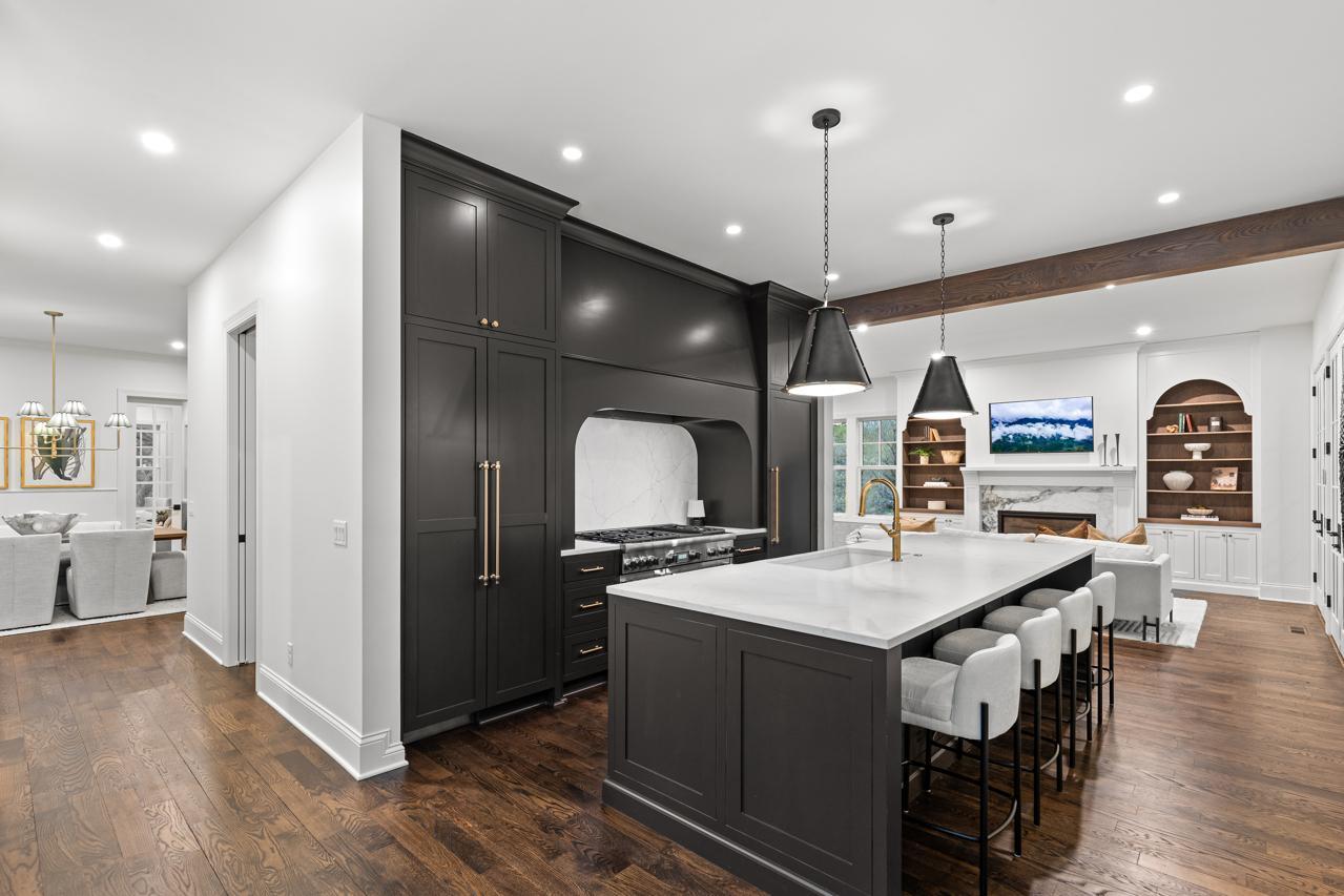 View of Residential at 4717 Meadow Road, Edina MN 55424, Edina (11 of 77) - Mike Wilen | Minnesota Team Real Estate
