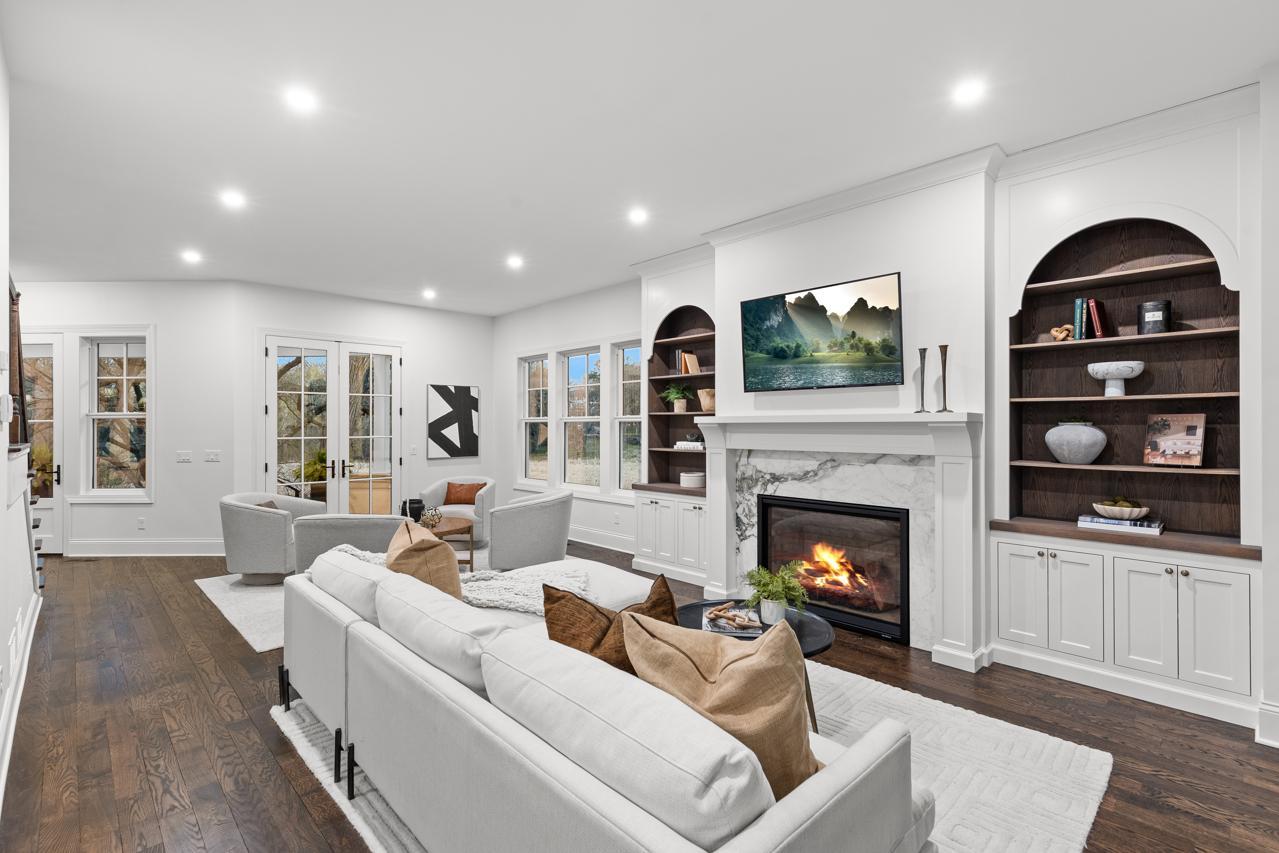 View of Residential at 4717 Meadow Road, Edina MN 55424, Edina (9 of 77) - Mike Wilen | Minnesota Team Real Estate