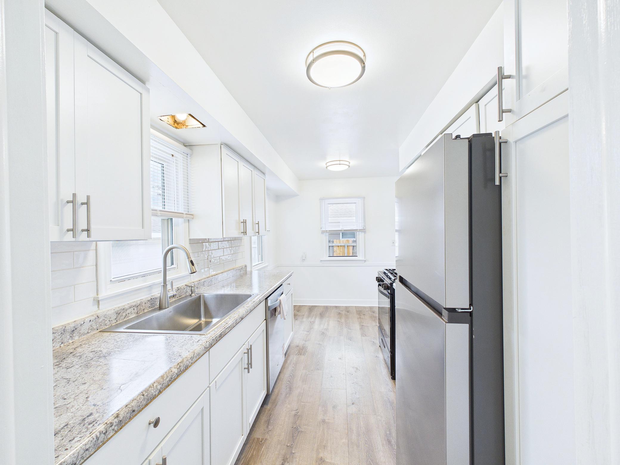 View of Residential at 6306 Lee Avenue, Brooklyn Center MN 55429, Brooklyn Center (3 of 21) - Mike Wilen | Minnesota Team Real Estate