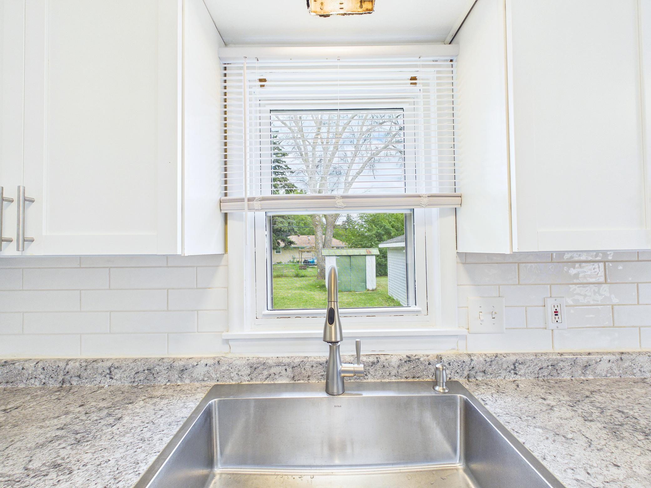 View of Residential at 6306 Lee Avenue, Brooklyn Center MN 55429, Brooklyn Center (4 of 21) - Mike Wilen | Minnesota Team Real Estate