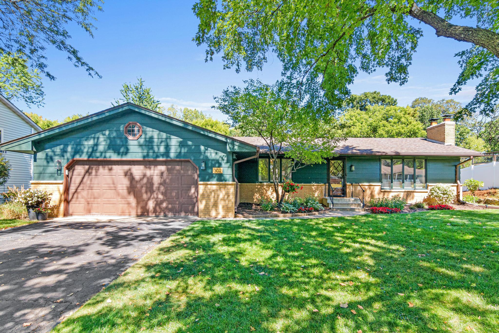 View of Residential at 302 Heritage Circle, Burnsville MN 55337, Burnsville - Mike Wilen | Minnesota Team Real Estate