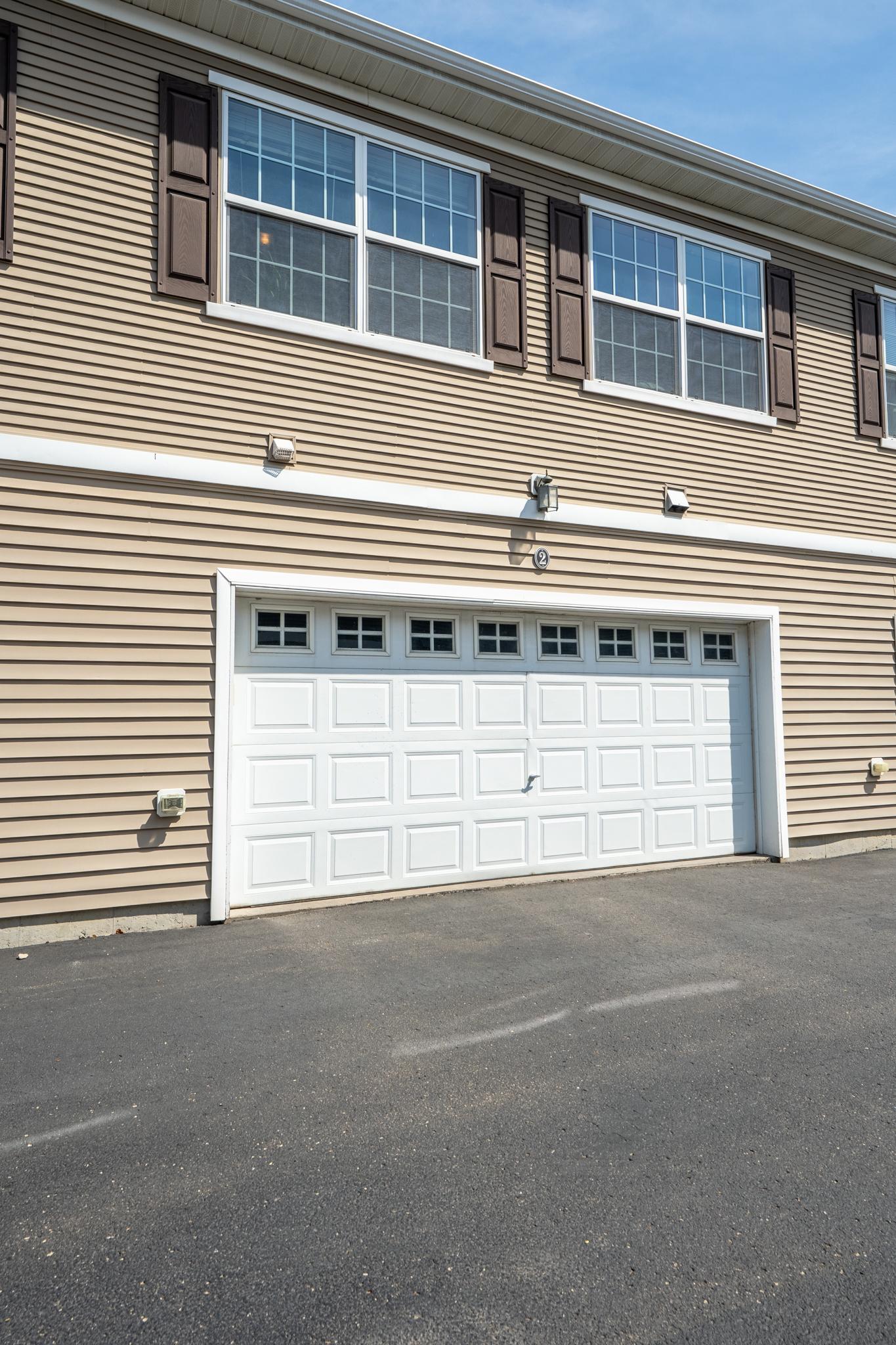 View of Residential at 1586 Woodlynn Avenue #2, Maplewood MN 55109, Maplewood (14 of 17) - Mike Wilen | Minnesota Team Real Estate