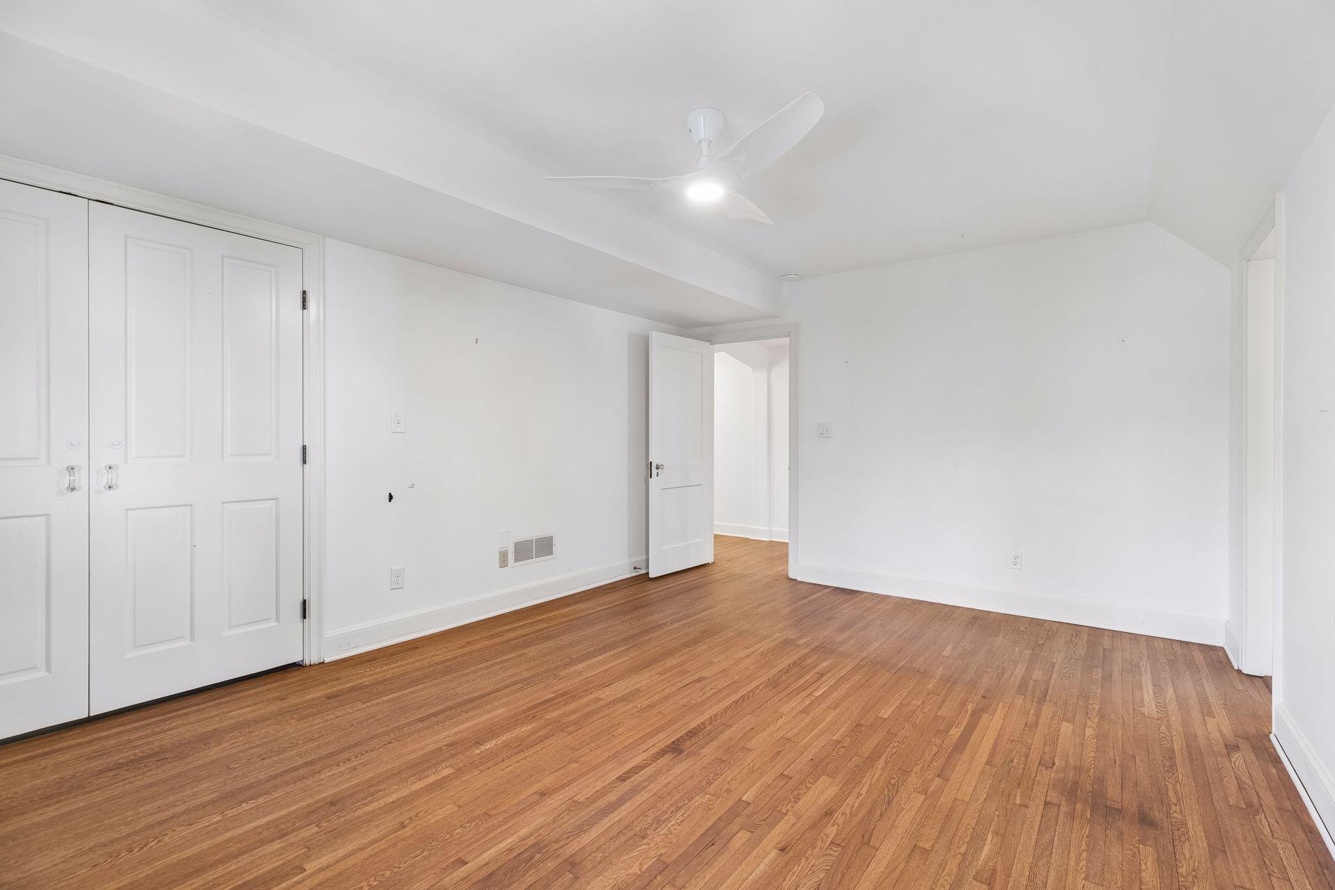 View of Residential at 1930 Knox Avenue, Minneapolis MN 55403, Minneapolis (66 of 80) - Mike Wilen | Minnesota Team Real Estate
