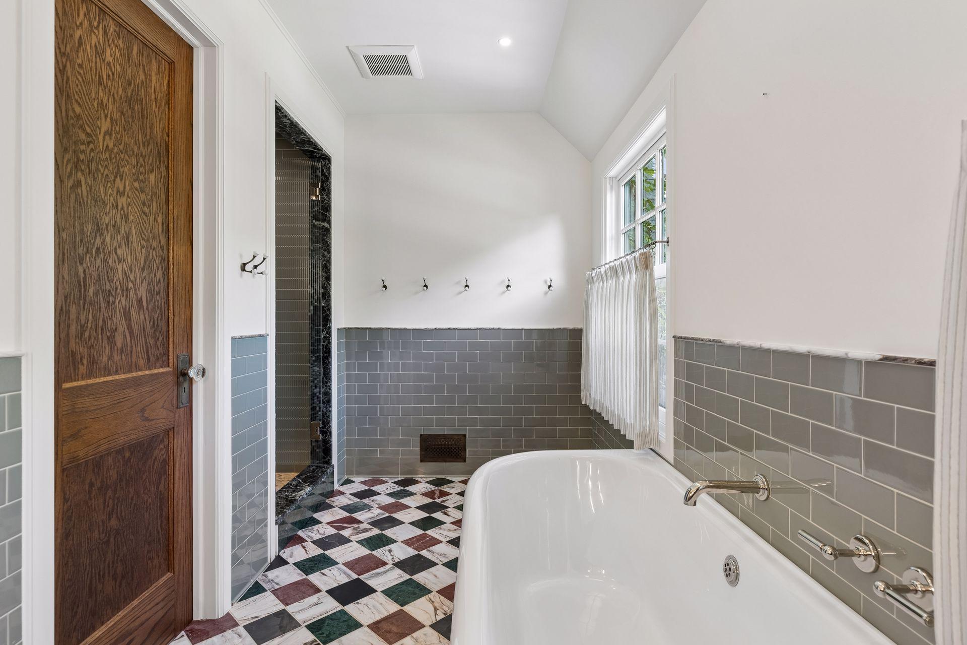 View of Residential at 1930 Knox Avenue, Minneapolis MN 55403, Minneapolis (51 of 80) - Mike Wilen | Minnesota Team Real Estate