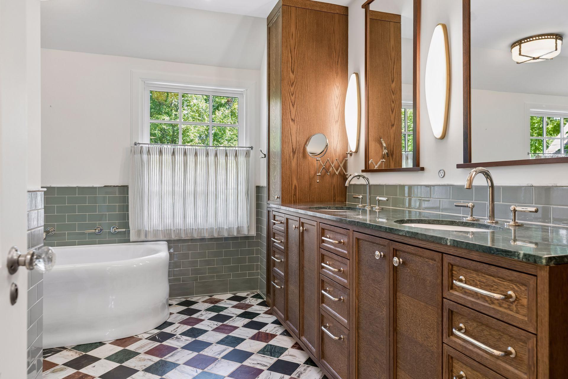 View of Residential at 1930 Knox Avenue, Minneapolis MN 55403, Minneapolis (49 of 80) - Mike Wilen | Minnesota Team Real Estate