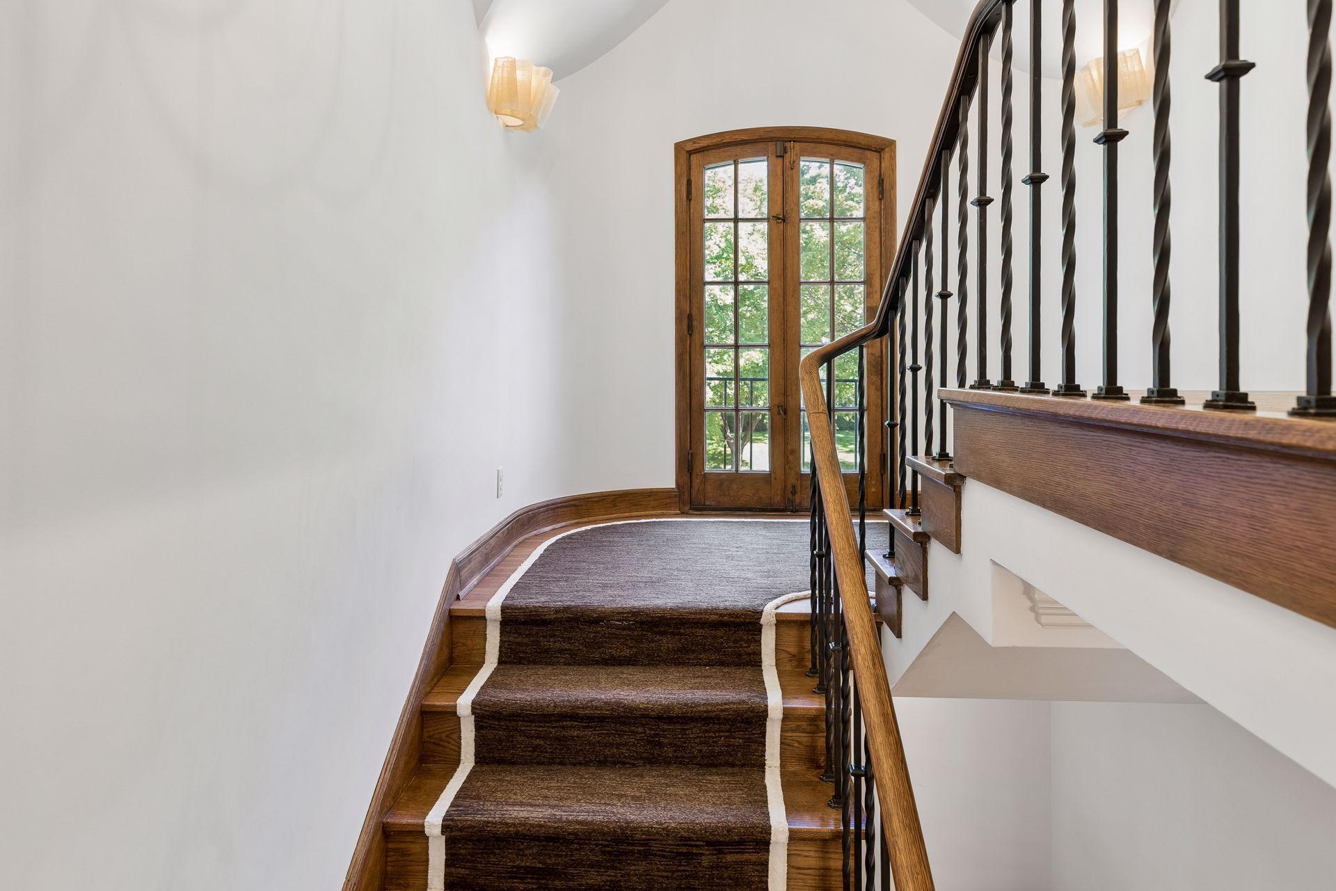 View of Residential at 1930 Knox Avenue, Minneapolis MN 55403, Minneapolis (40 of 80) - Mike Wilen | Minnesota Team Real Estate