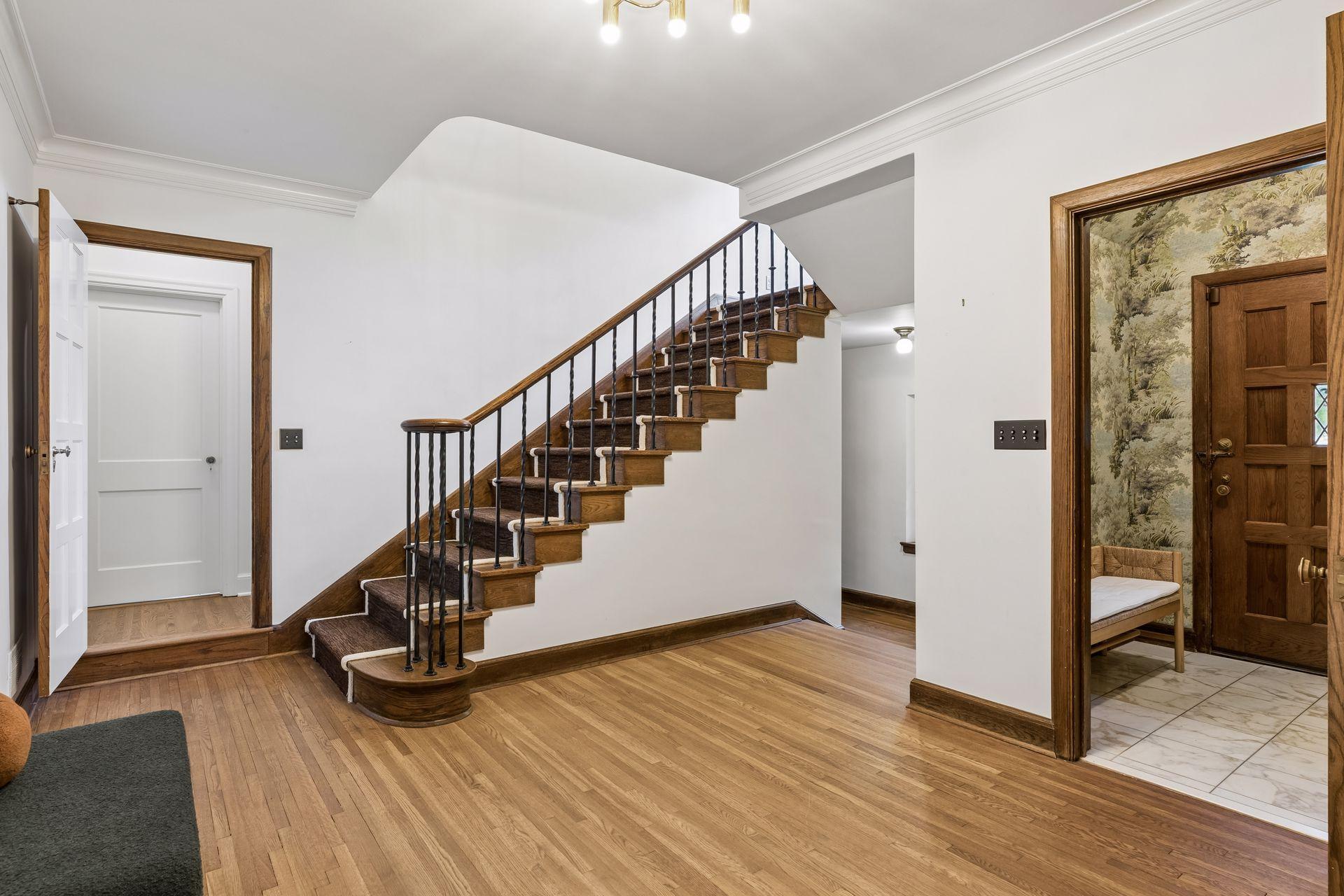 View of Residential at 1930 Knox Avenue, Minneapolis MN 55403, Minneapolis (36 of 80) - Mike Wilen | Minnesota Team Real Estate