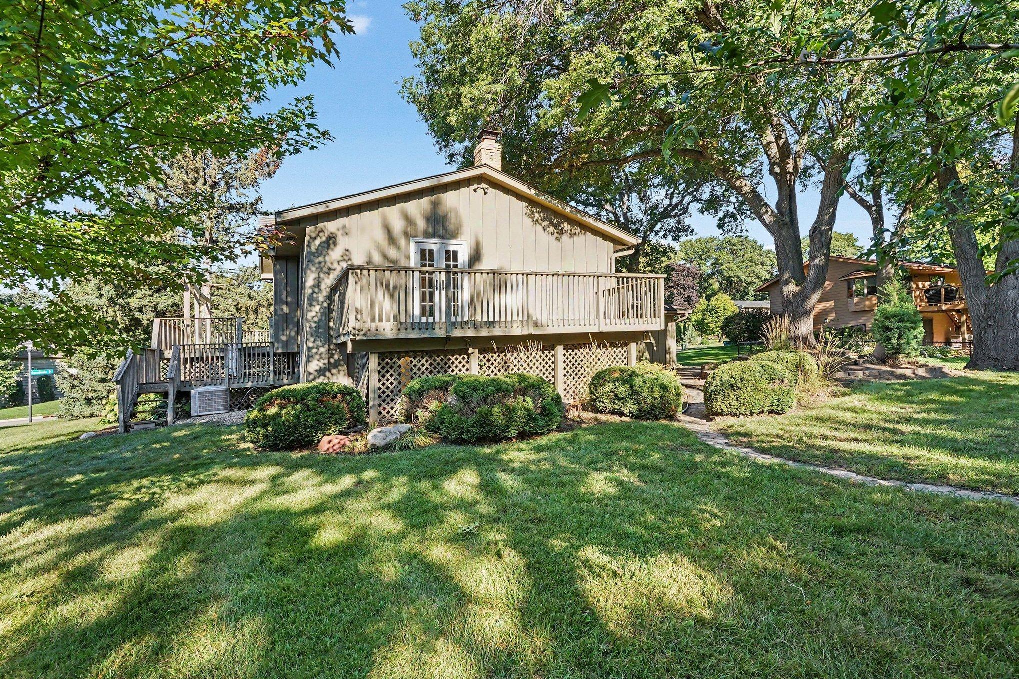 View of Residential at 104 Sweetwater Drive, Apple Valley MN 55124, Apple Valley (24 of 27) - Mike Wilen | Minnesota Team Real Estate