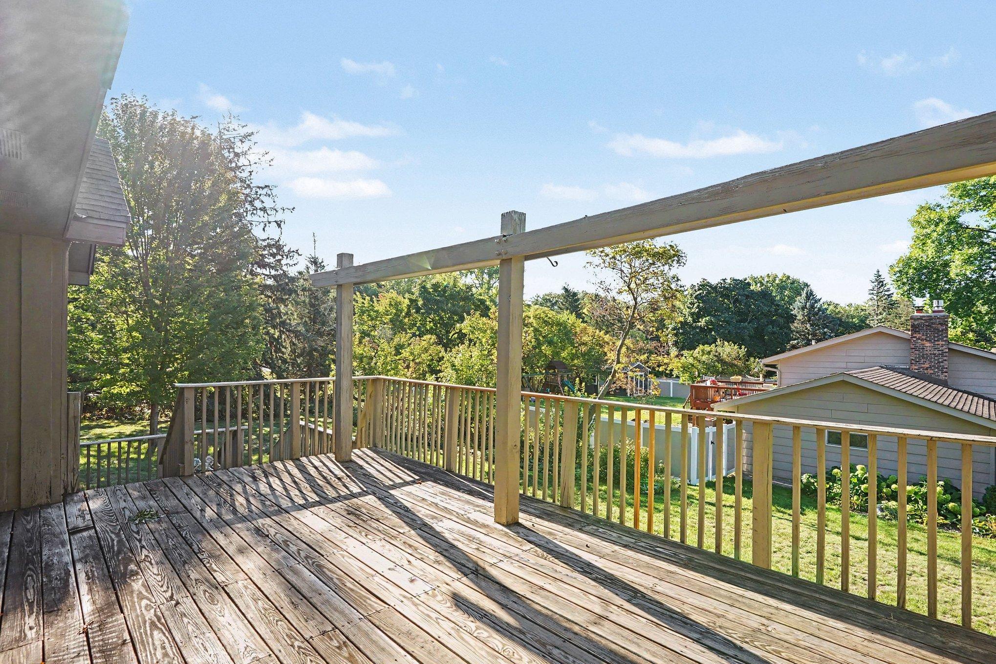 View of Residential at 104 Sweetwater Drive, Apple Valley MN 55124, Apple Valley (22 of 27) - Mike Wilen | Minnesota Team Real Estate