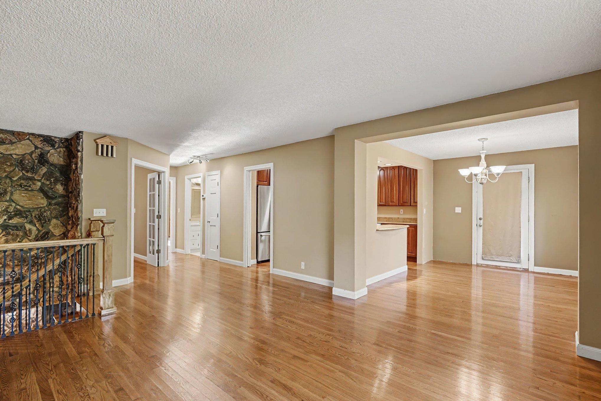 View of Residential at 104 Sweetwater Drive, Apple Valley MN 55124, Apple Valley (4 of 27) - Mike Wilen | Minnesota Team Real Estate