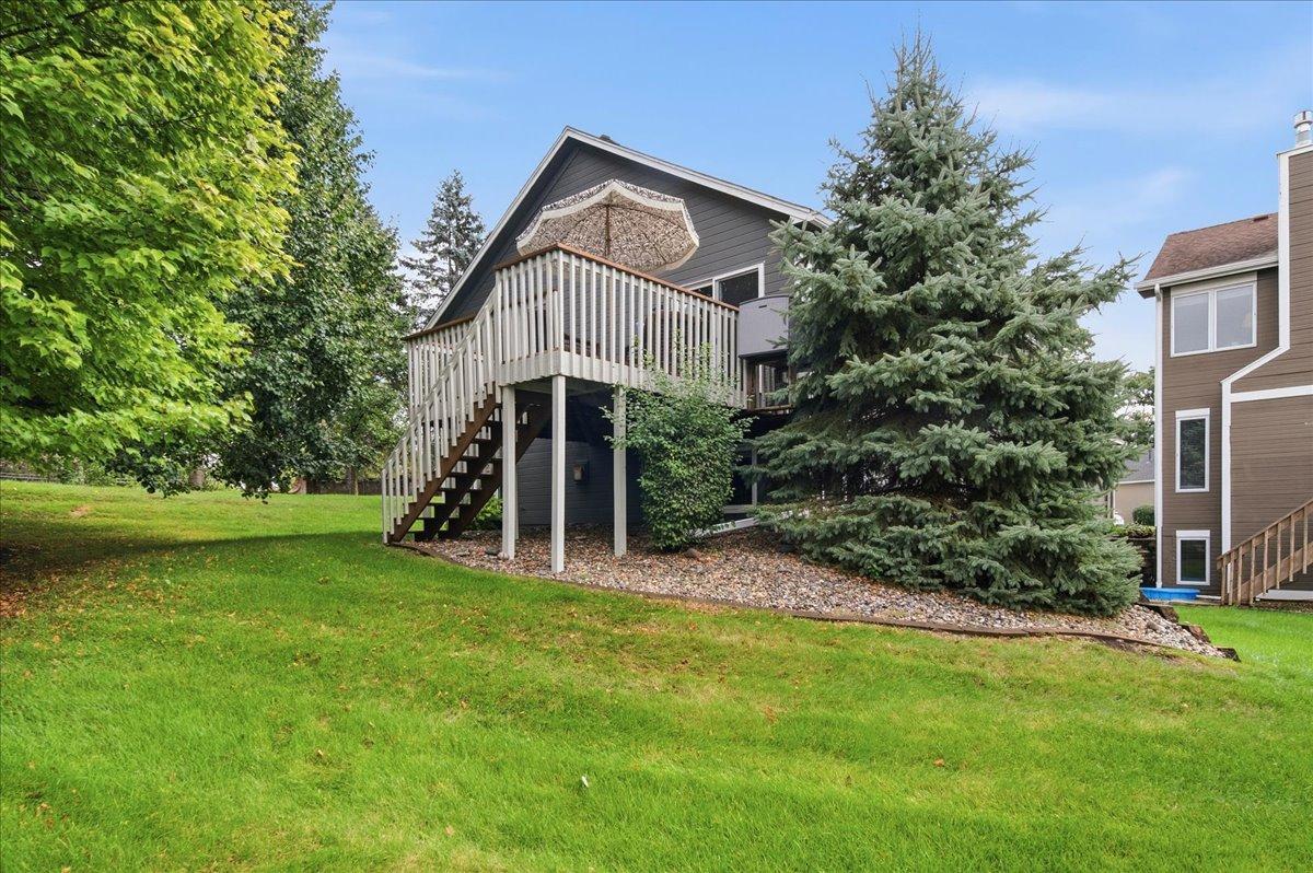 View of Residential at 15402 Sussex Drive, Minnetonka MN 55345, Minnetonka (34 of 35) - Mike Wilen | Minnesota Team Real Estate