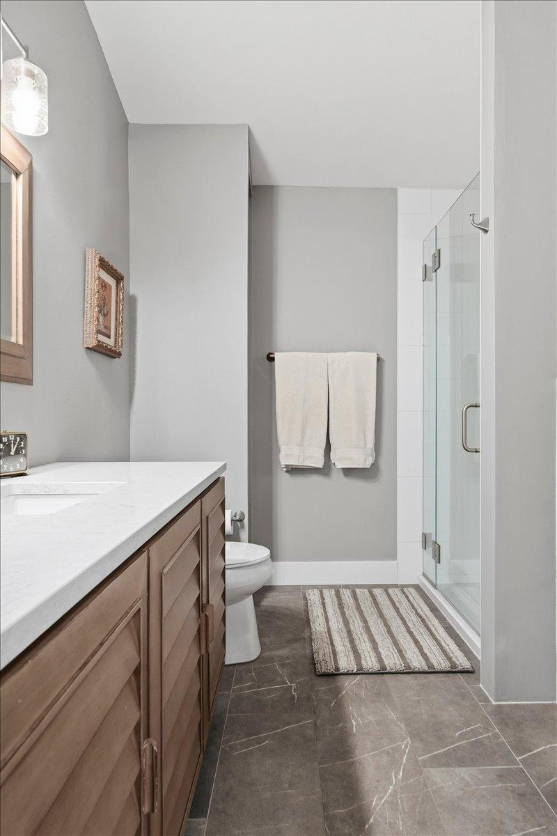 View of Residential at 15402 Sussex Drive, Minnetonka MN 55345, Minnetonka (20 of 35) - Mike Wilen | Minnesota Team Real Estate