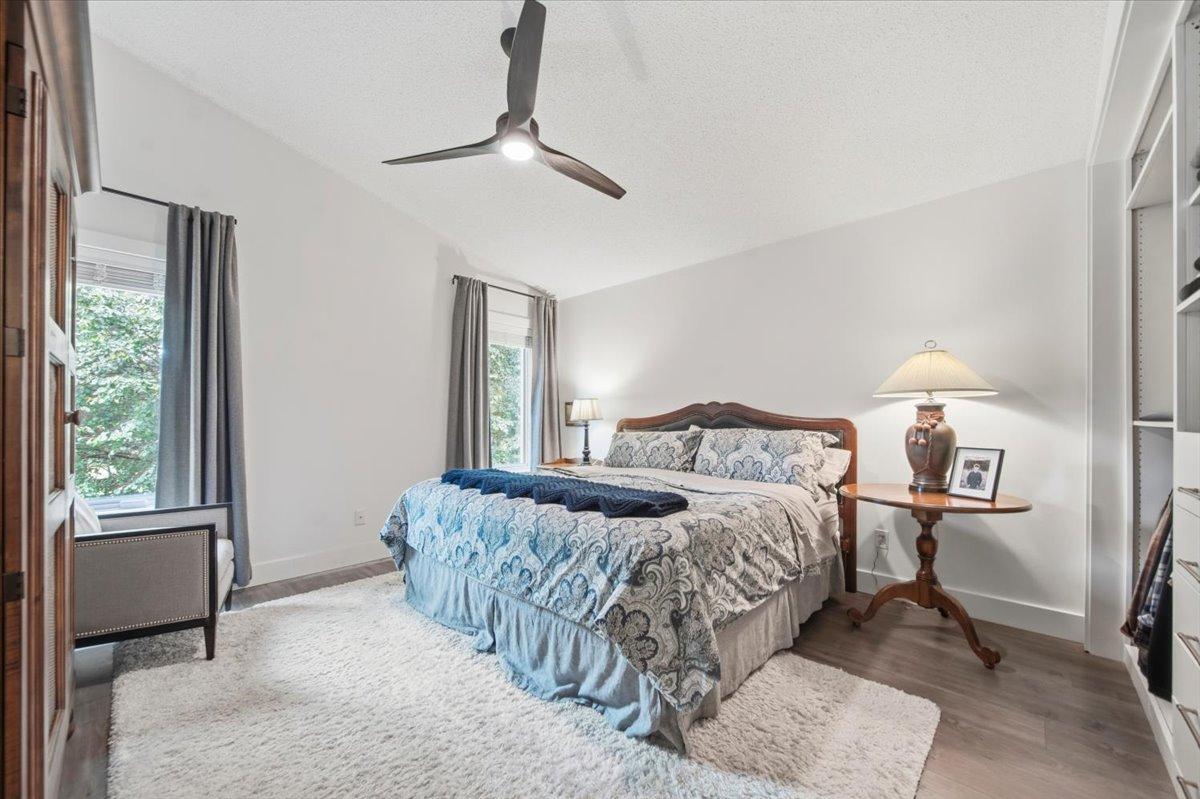 View of Residential at 15402 Sussex Drive, Minnetonka MN 55345, Minnetonka (17 of 35) - Mike Wilen | Minnesota Team Real Estate