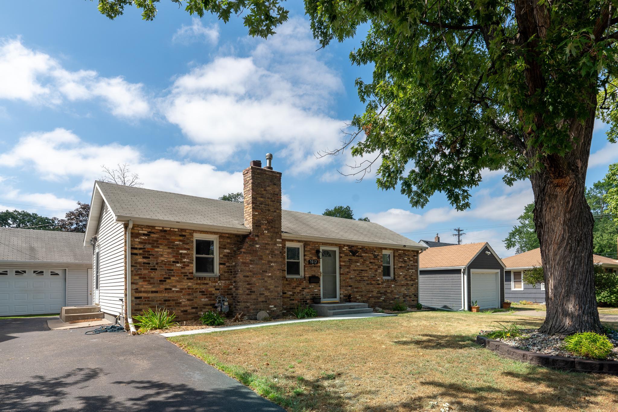 View of Residential at 7012 1st Avenue, Richfield MN 55423, Richfield (22 of 28) - Mike Wilen | Minnesota Team Real Estate