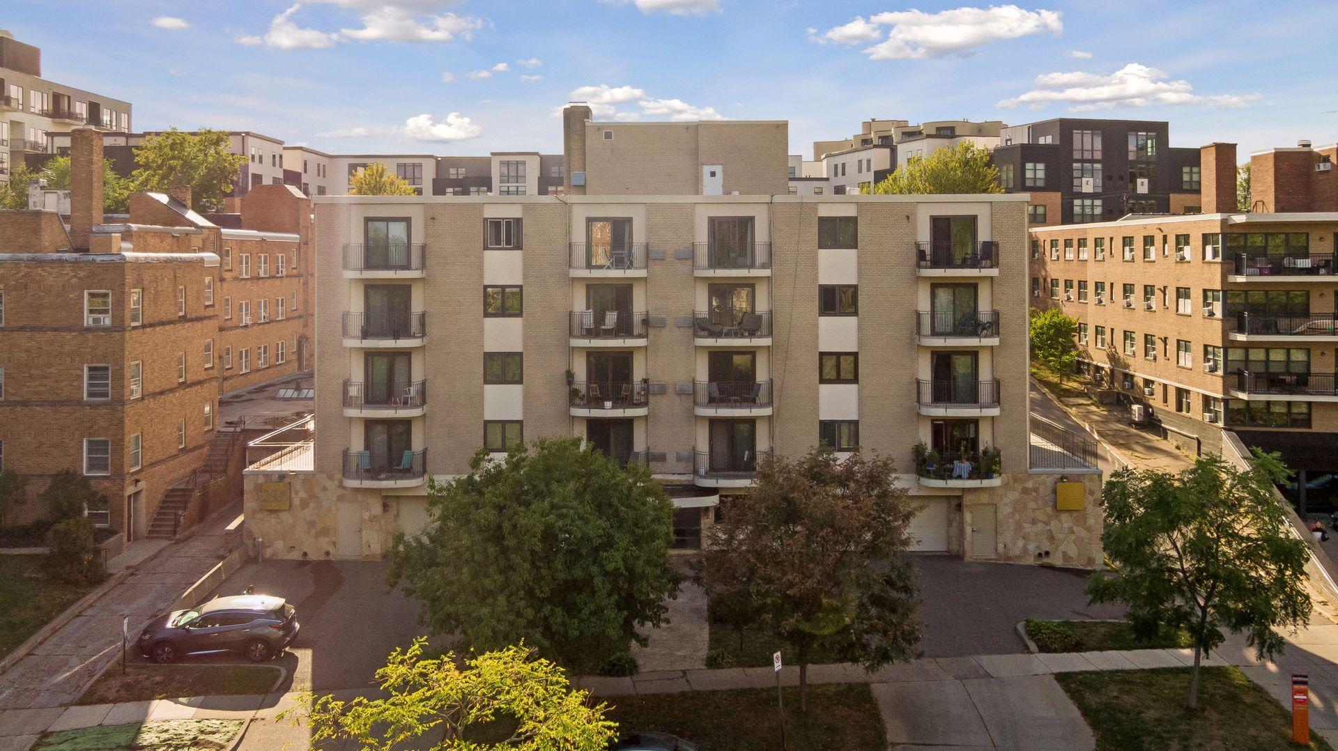 View of Residential at 2928 Dean Parkway #5L, Minneapolis MN 55416, Minneapolis (33 of 60) - Mike Wilen | Minnesota Team Real Estate