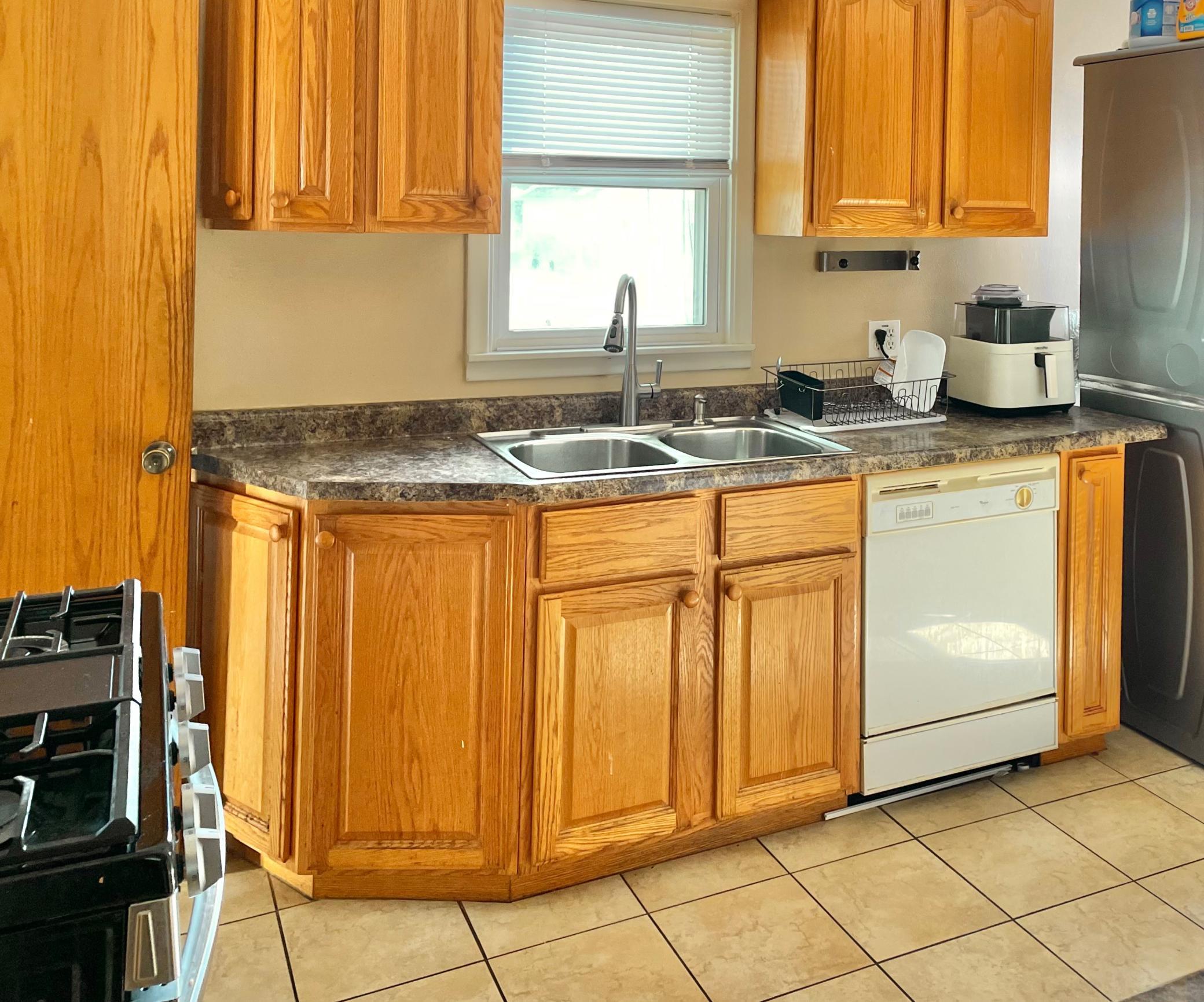 View of Residential at 150 Roselawn Avenue, Maplewood MN 55117, Maplewood (6 of 16) - Mike Wilen | Minnesota Team Real Estate