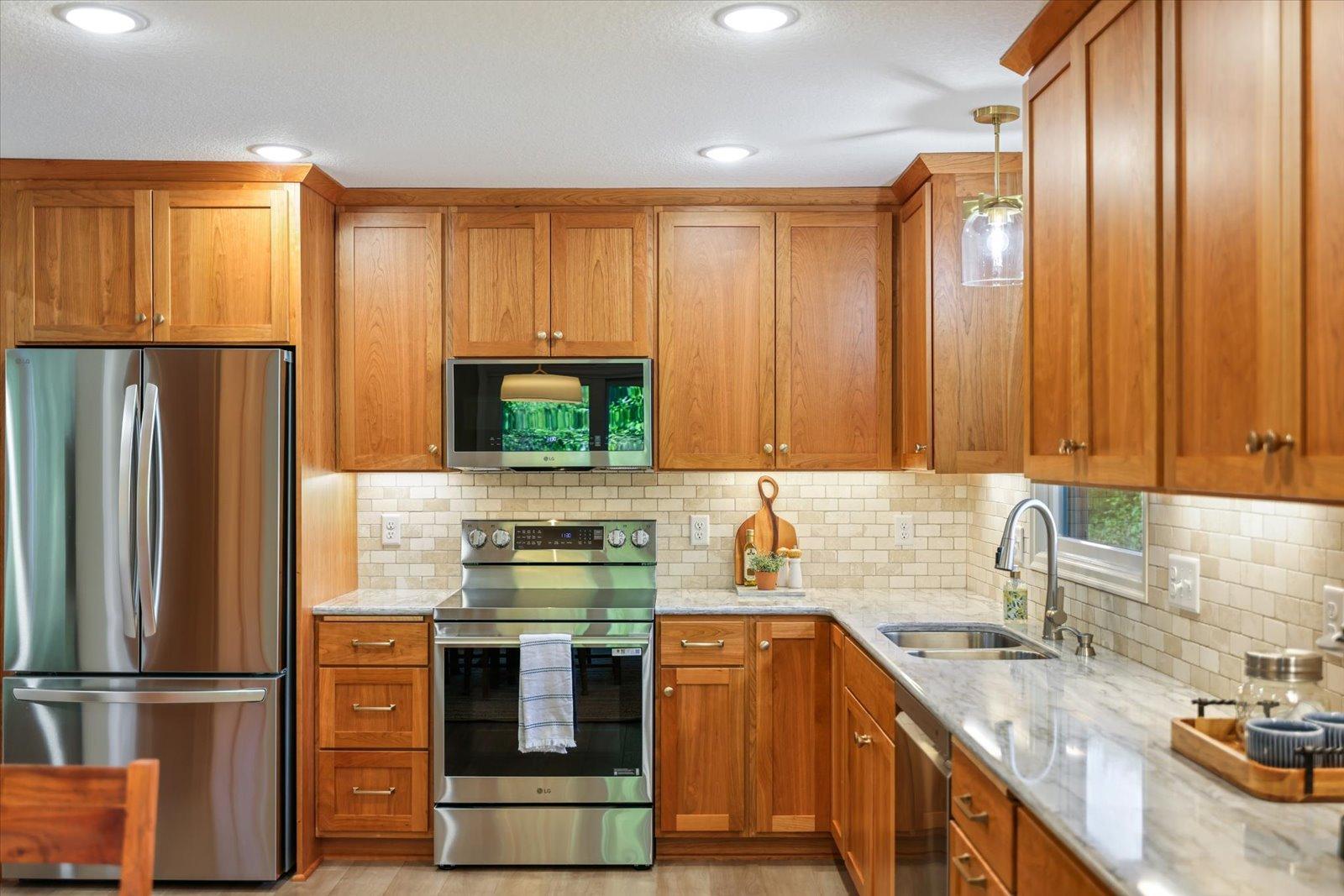 View of Residential at 11377 Lily Street, Coon Rapids MN 55433, Coon Rapids (21 of 55) - Mike Wilen | Minnesota Team Real Estate
