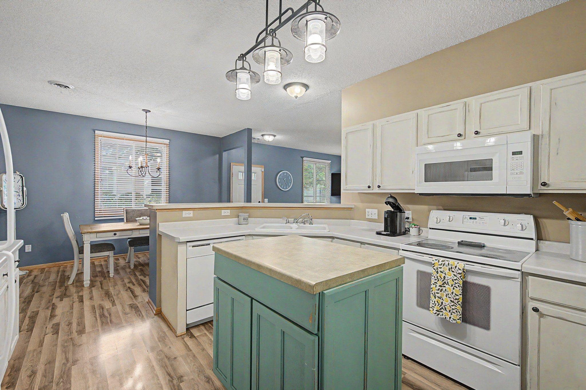 View of Residential at 9648 Peony Lane, Maple Grove MN 55311, Maple Grove (2 of 23) - Mike Wilen | Minnesota Team Real Estate