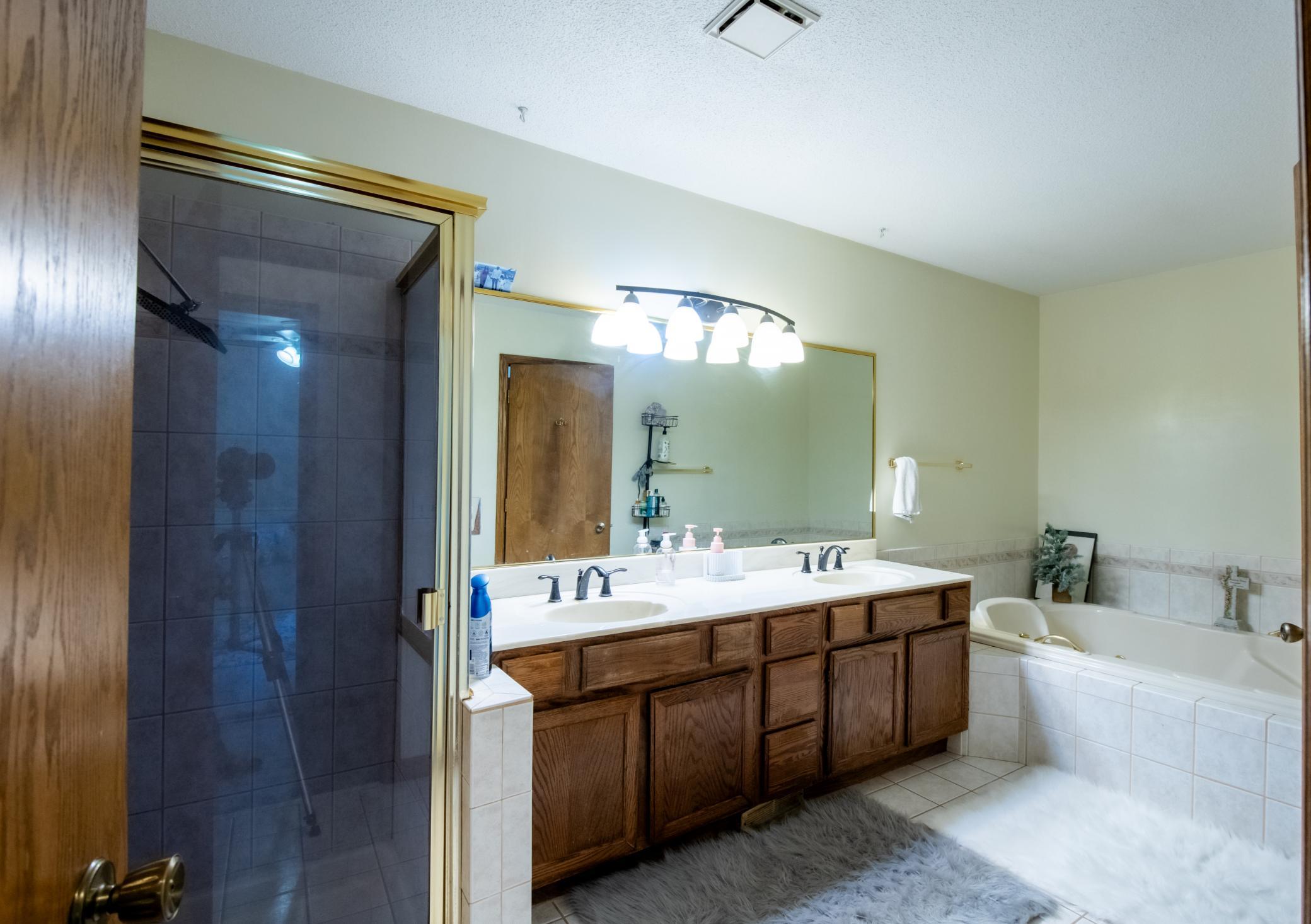View of Residential at 2561 Copper Cliff Trail, Woodbury MN 55125, Woodbury (21 of 44) - Mike Wilen | Minnesota Team Real Estate