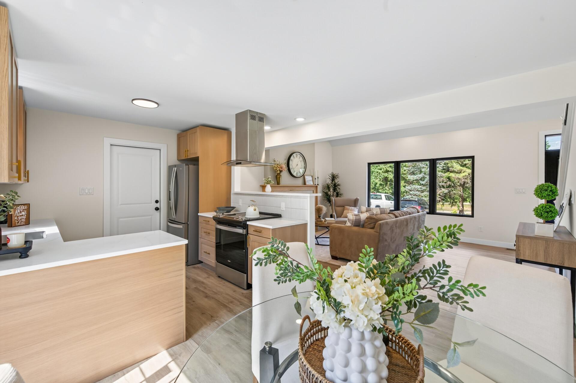 View of Residential at 364 County Road C, Roseville MN 55113, Roseville (10 of 44) - Mike Wilen | Minnesota Team Real Estate