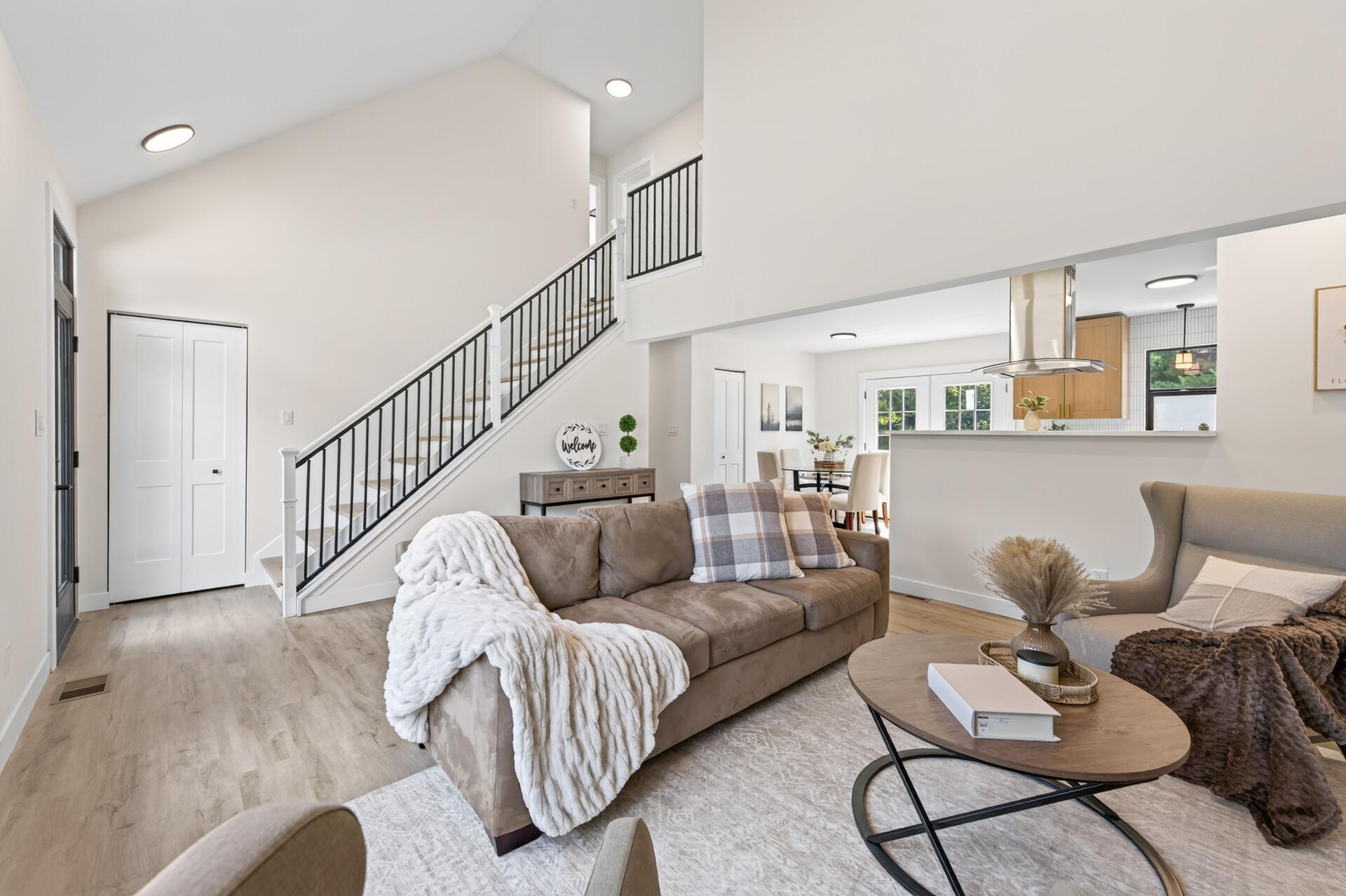 View of Residential at 364 County Road C, Roseville MN 55113, Roseville (7 of 44) - Mike Wilen | Minnesota Team Real Estate