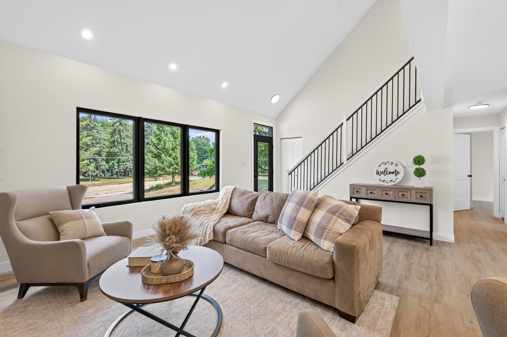 View of Residential at 364 County Road C, Roseville MN 55113, Roseville (6 of 44) - Mike Wilen | Minnesota Team Real Estate