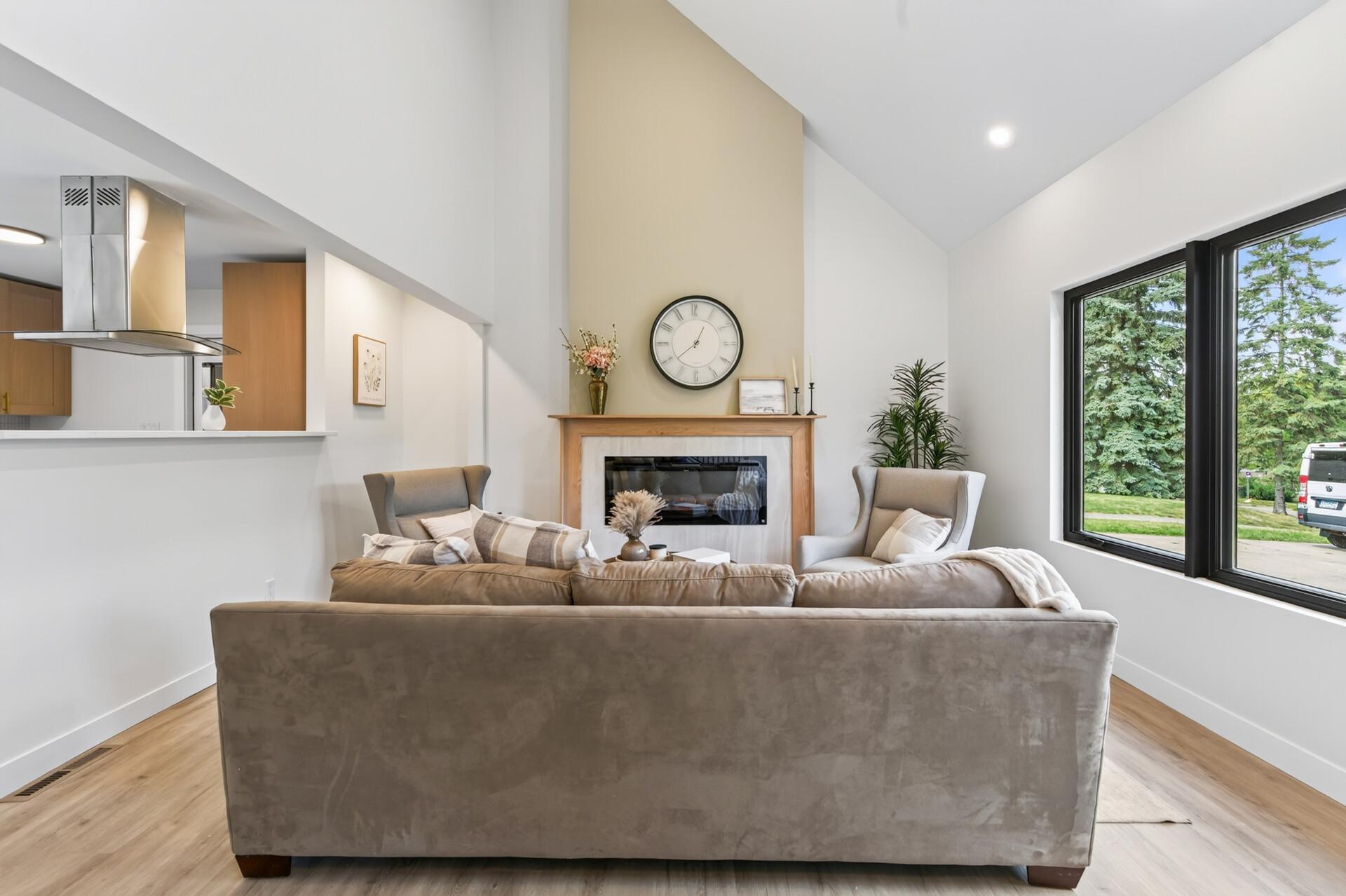 View of Residential at 364 County Road C, Roseville MN 55113, Roseville (3 of 44) - Mike Wilen | Minnesota Team Real Estate
