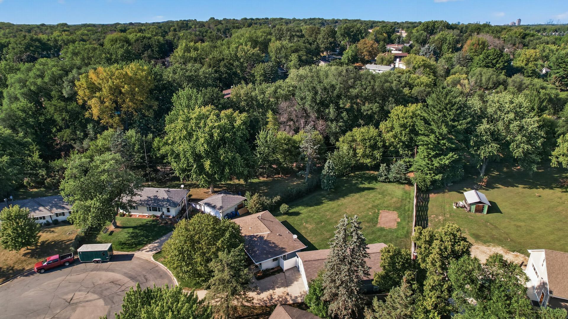 View of Residential at 4500 Nord Drive, Bloomington MN 55437, Bloomington (40 of 46) - Mike Wilen | Minnesota Team Real Estate