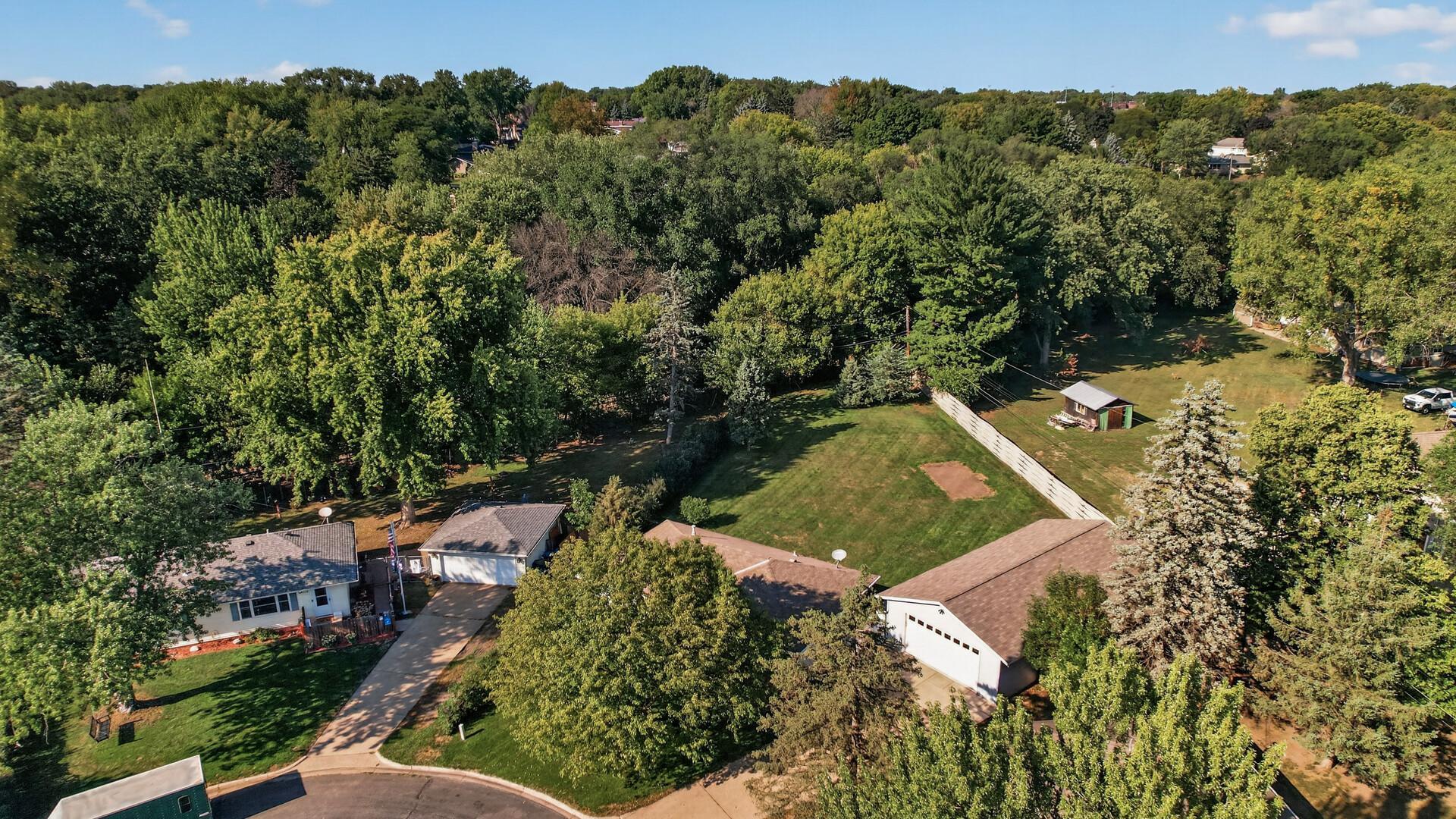 View of Residential at 4500 Nord Drive, Bloomington MN 55437, Bloomington (36 of 46) - Mike Wilen | Minnesota Team Real Estate