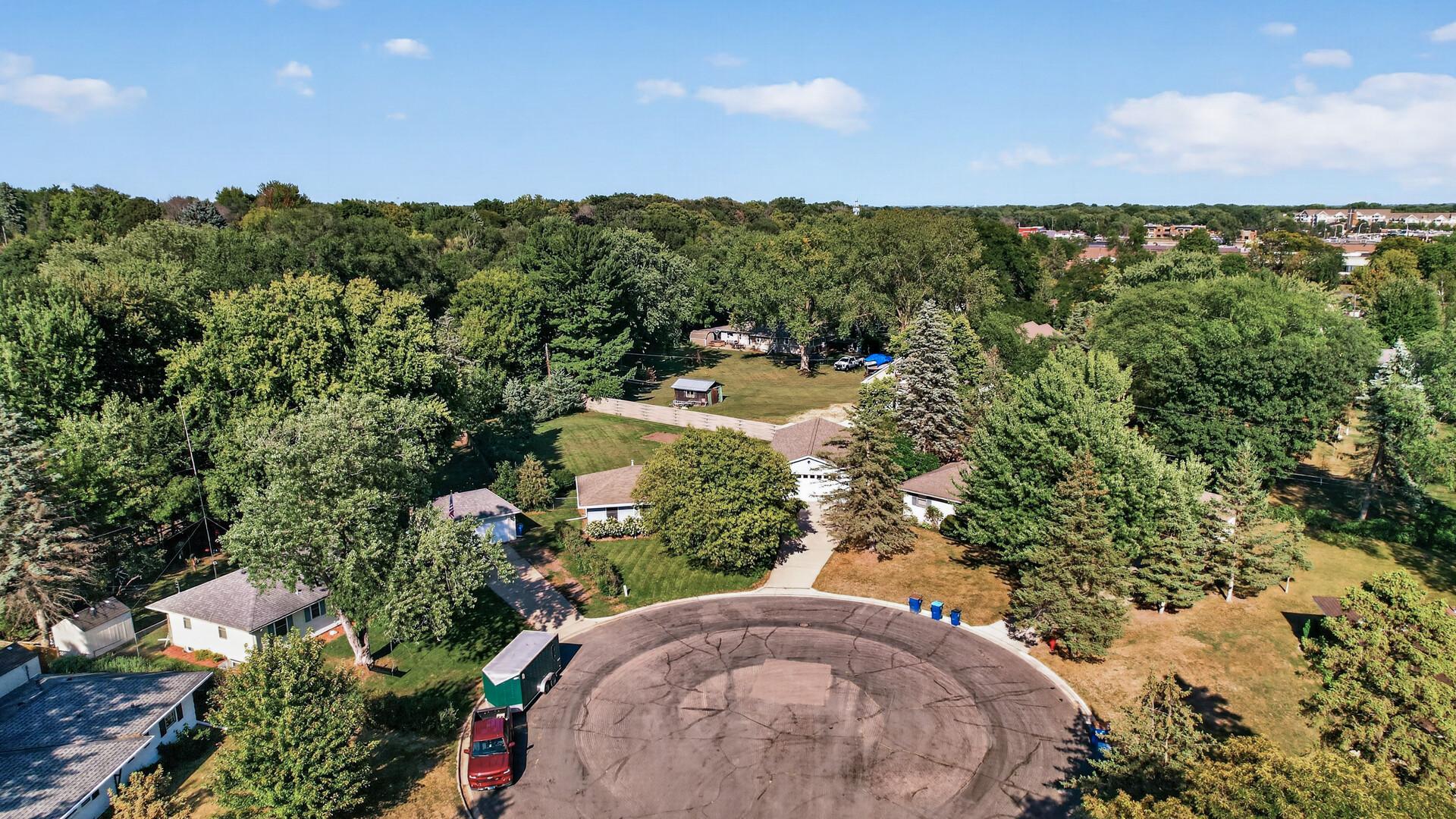 View of Residential at 4500 Nord Drive, Bloomington MN 55437, Bloomington (35 of 46) - Mike Wilen | Minnesota Team Real Estate