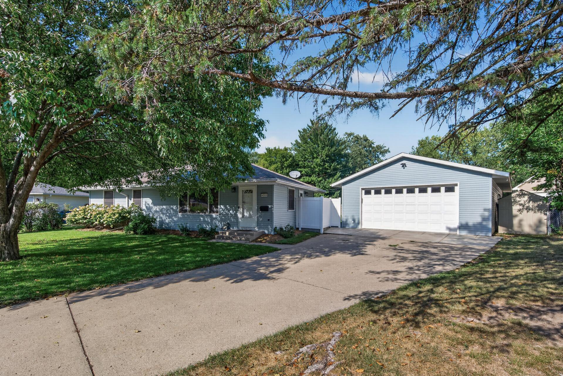 View of Residential at 4500 Nord Drive, Bloomington MN 55437, Bloomington (2 of 46) - Mike Wilen | Minnesota Team Real Estate