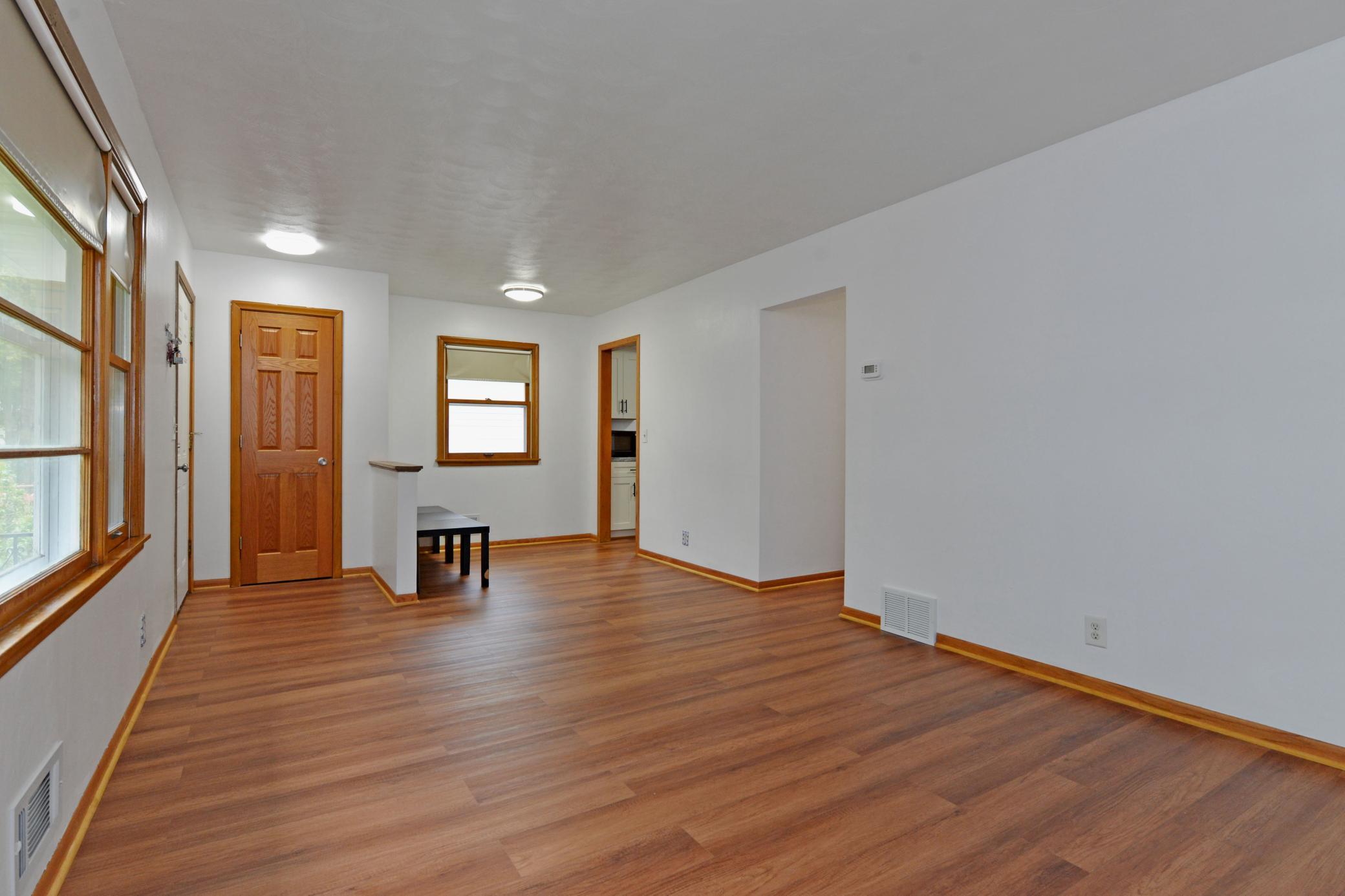 View of Residential at 822 Morgan Avenue, Minneapolis MN 55411, Minneapolis (5 of 28) - Mike Wilen | Minnesota Team Real Estate