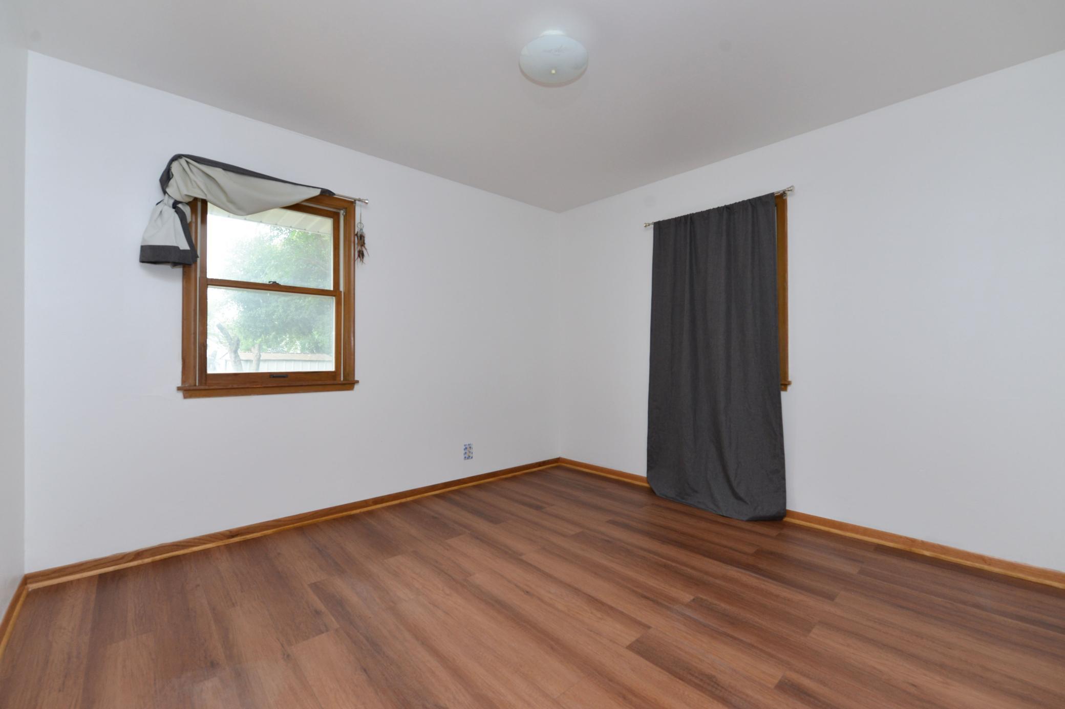 View of Residential at 822 Morgan Avenue, Minneapolis MN 55411, Minneapolis (12 of 28) - Mike Wilen | Minnesota Team Real Estate