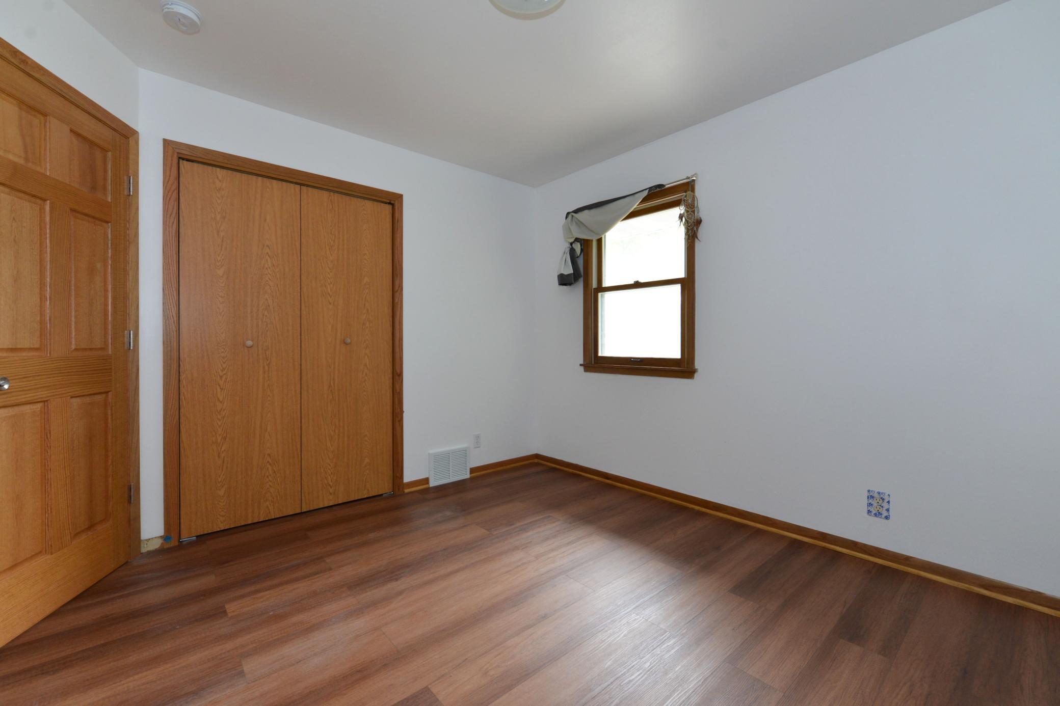View of Residential at 822 Morgan Avenue, Minneapolis MN 55411, Minneapolis (13 of 28) - Mike Wilen | Minnesota Team Real Estate