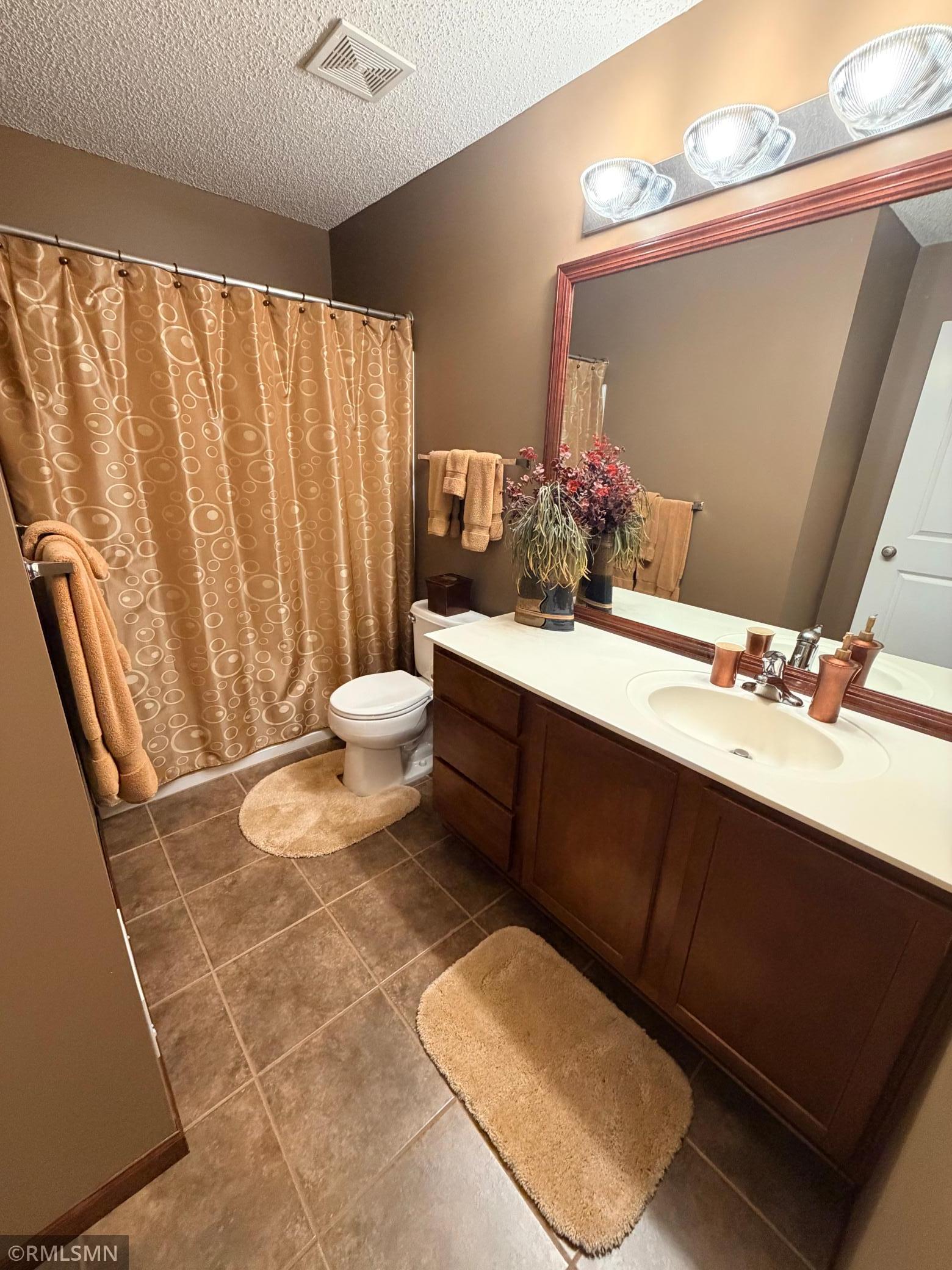 View of Residential at 15392 Farnham Avenue, Hugo MN 55038, Hugo (19 of 38) - Mike Wilen | Minnesota Team Real Estate