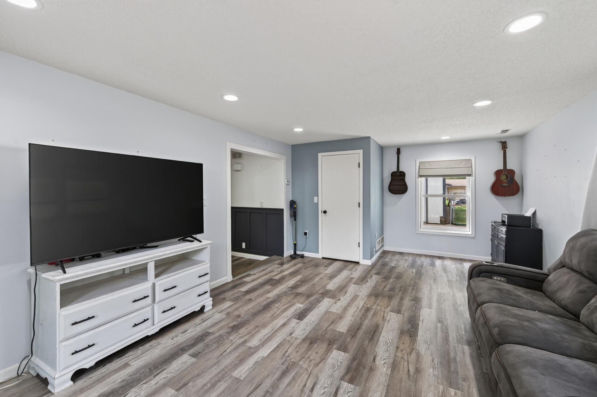 View of Residential at 3498 Midland Court, White Bear Lake MN 55110, White Bear Lake (18 of 40) - Mike Wilen | Minnesota Team Real Estate