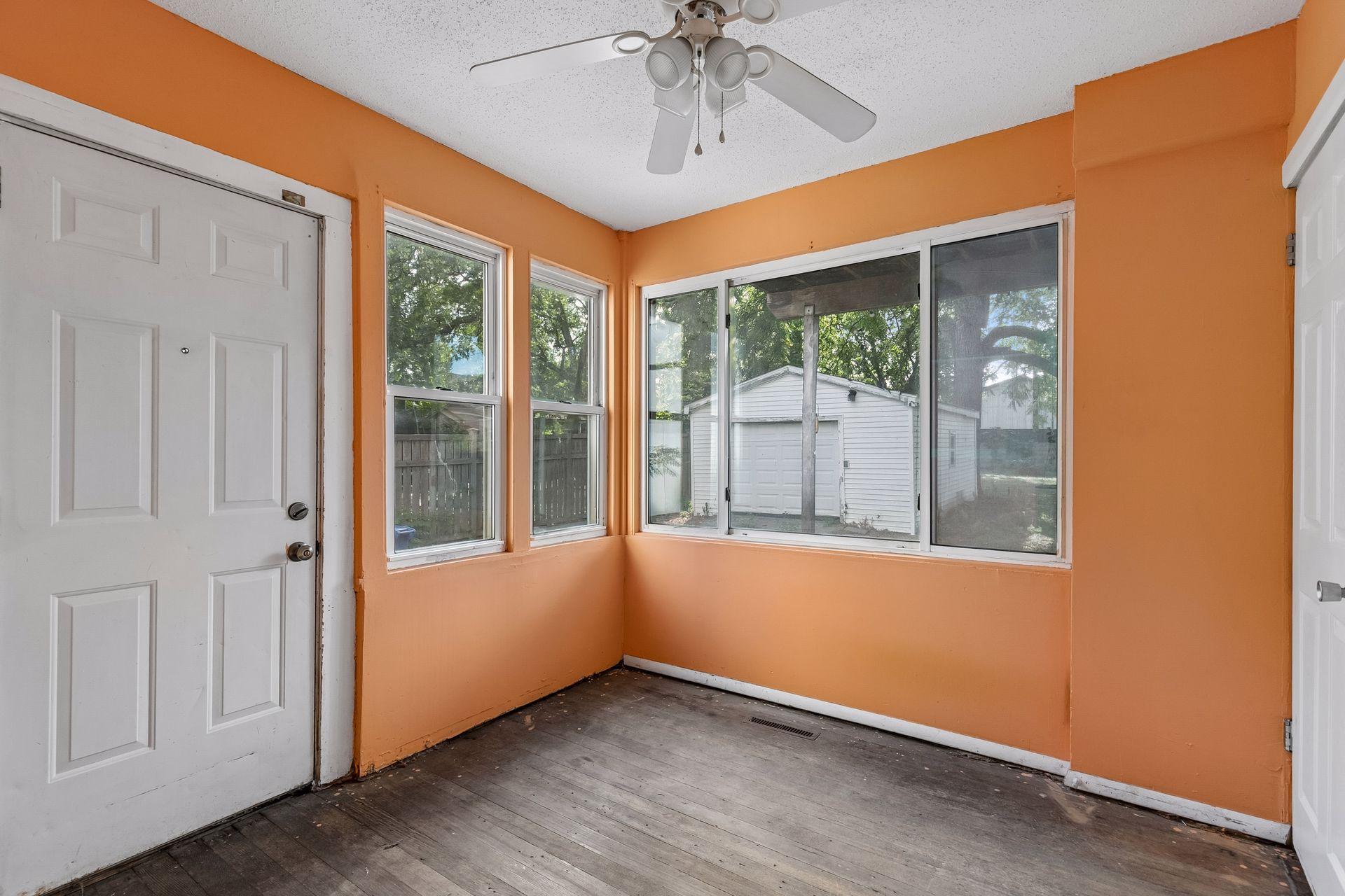 View of Residential at 1918 Quincy Street, Minneapolis MN 55418, Minneapolis (36 of 87) - Mike Wilen | Minnesota Team Real Estate