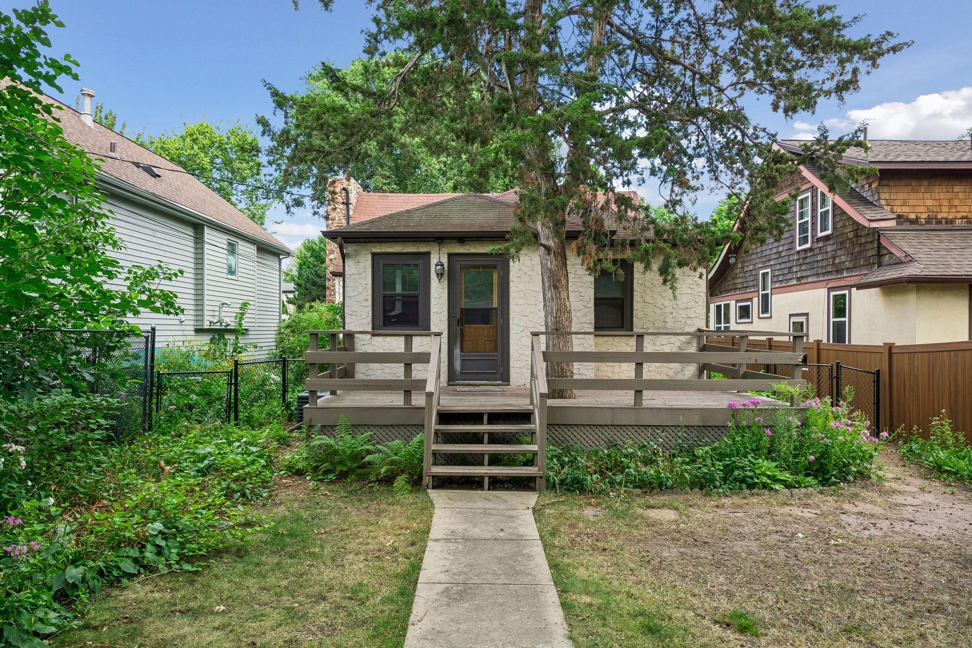 View of Residential at 5010 29th Avenue, Minneapolis MN 55417, Minneapolis (18 of 30) - Mike Wilen | Minnesota Team Real Estate