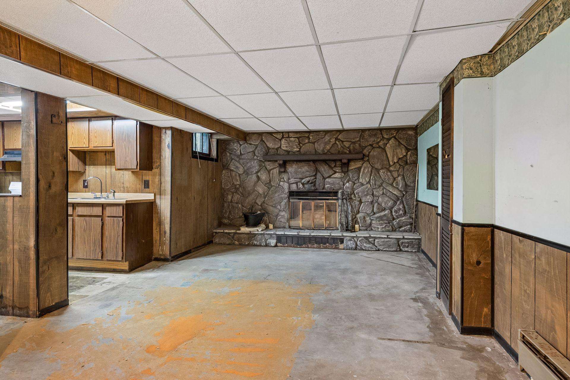 View of Residential at 5010 29th Avenue, Minneapolis MN 55417, Minneapolis (16 of 30) - Mike Wilen | Minnesota Team Real Estate